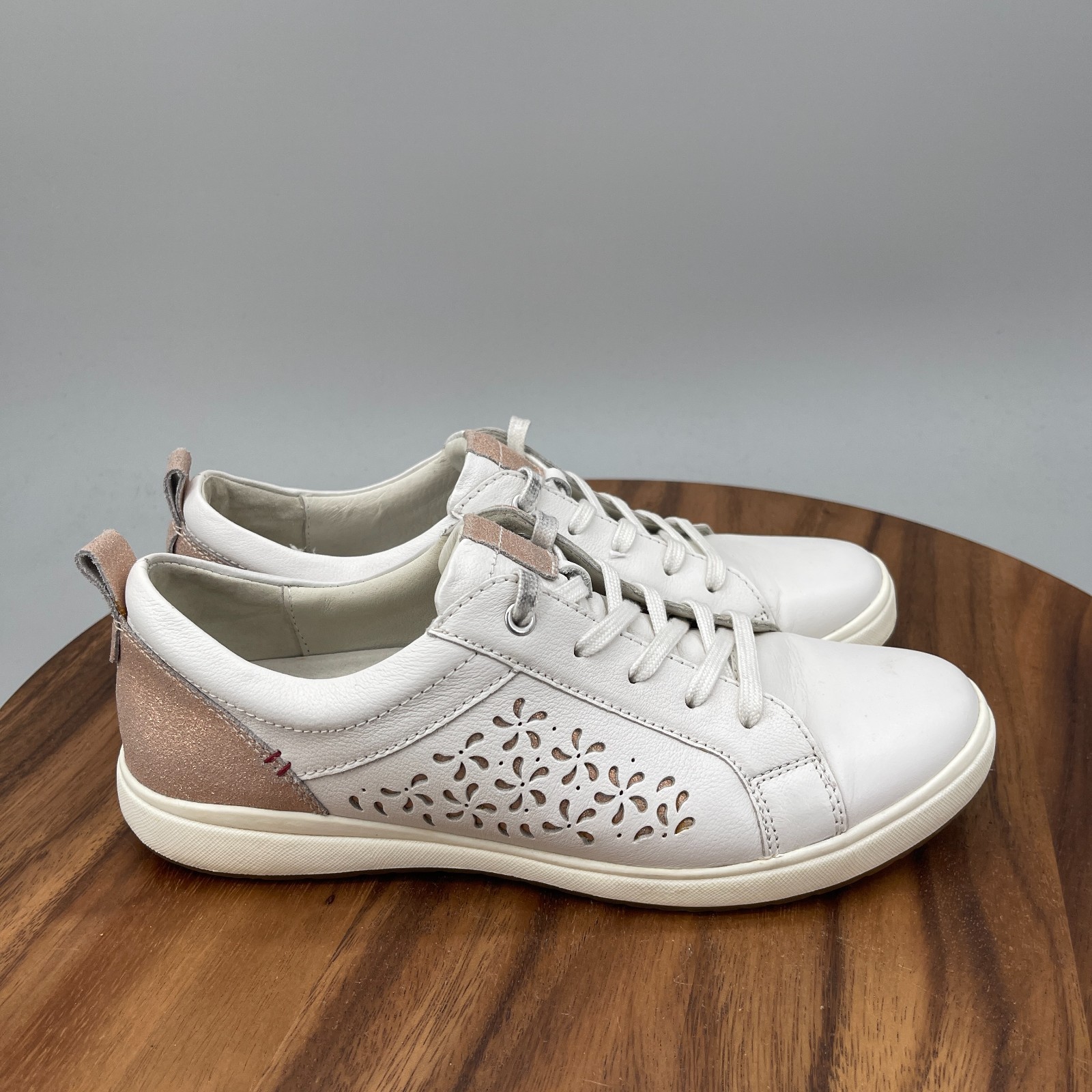 Josef Seibel Caren 06 Shoes Womens Size 8 / 39 White Leather Casual Comfort