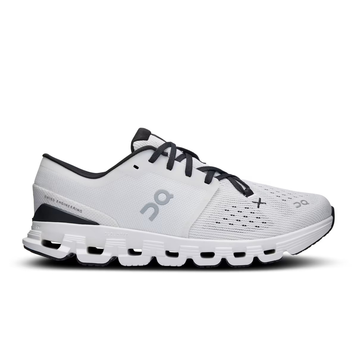 On WoMen’s Cloud X 4 – Ivory / Black. Authentic.