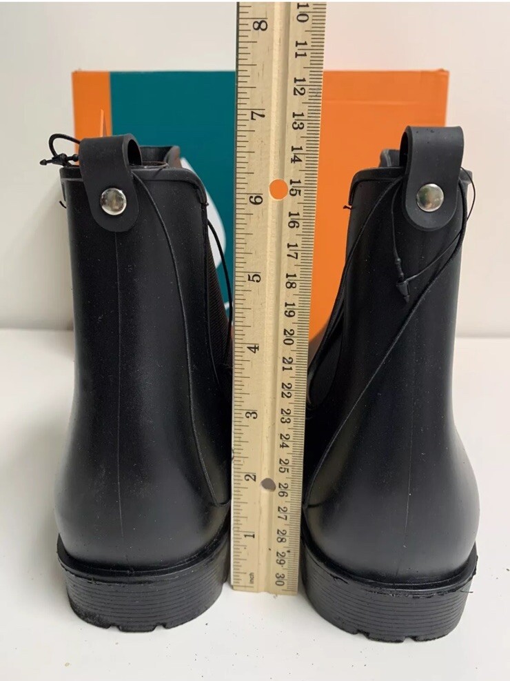 Sporto Women’s Waterproof Black Matte Ankle Boots Size 9 Retail 89$Winter/Spring