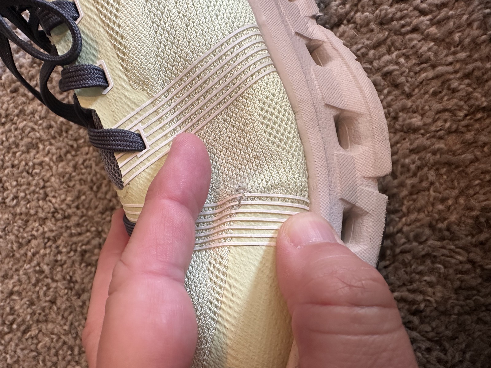 Size 9.5 – ON Cloudgo Hay Sand W