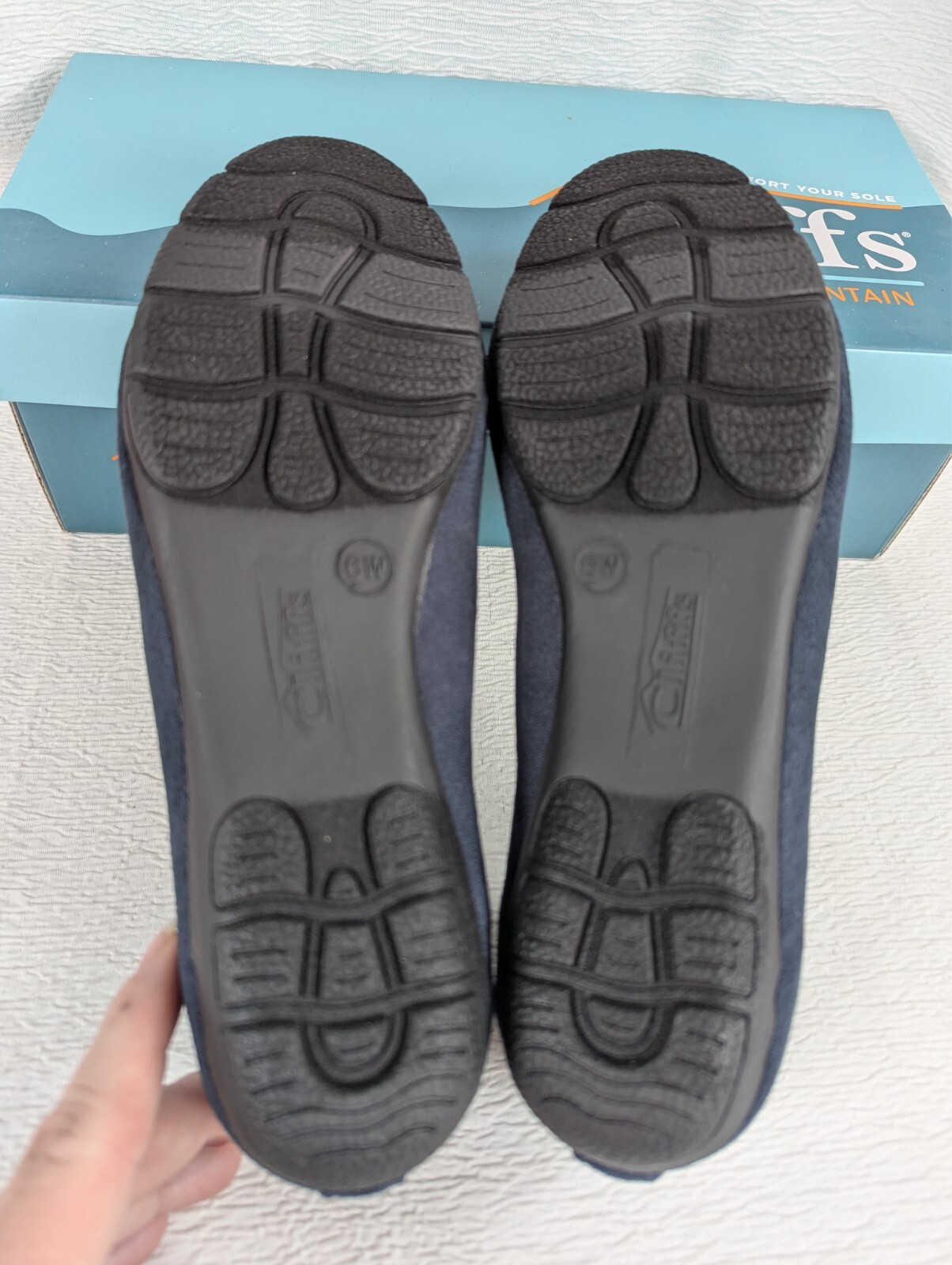 Cliffs by White Mountain – Gainful – Loafer / Flat – Navy Suedette – Size: 6W