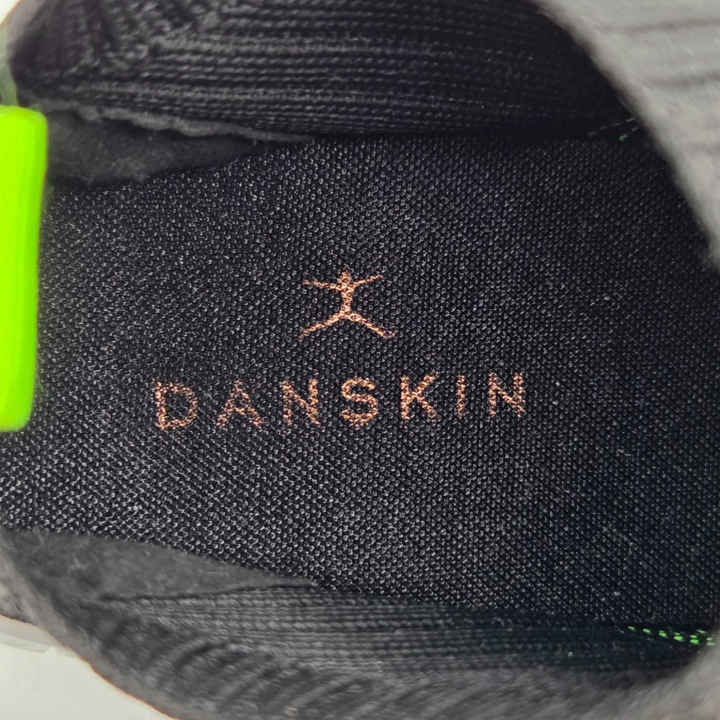Danskin Positive Womens Size 8.5 Black/Green Lace Up Sneakers Poly Stretch Knit