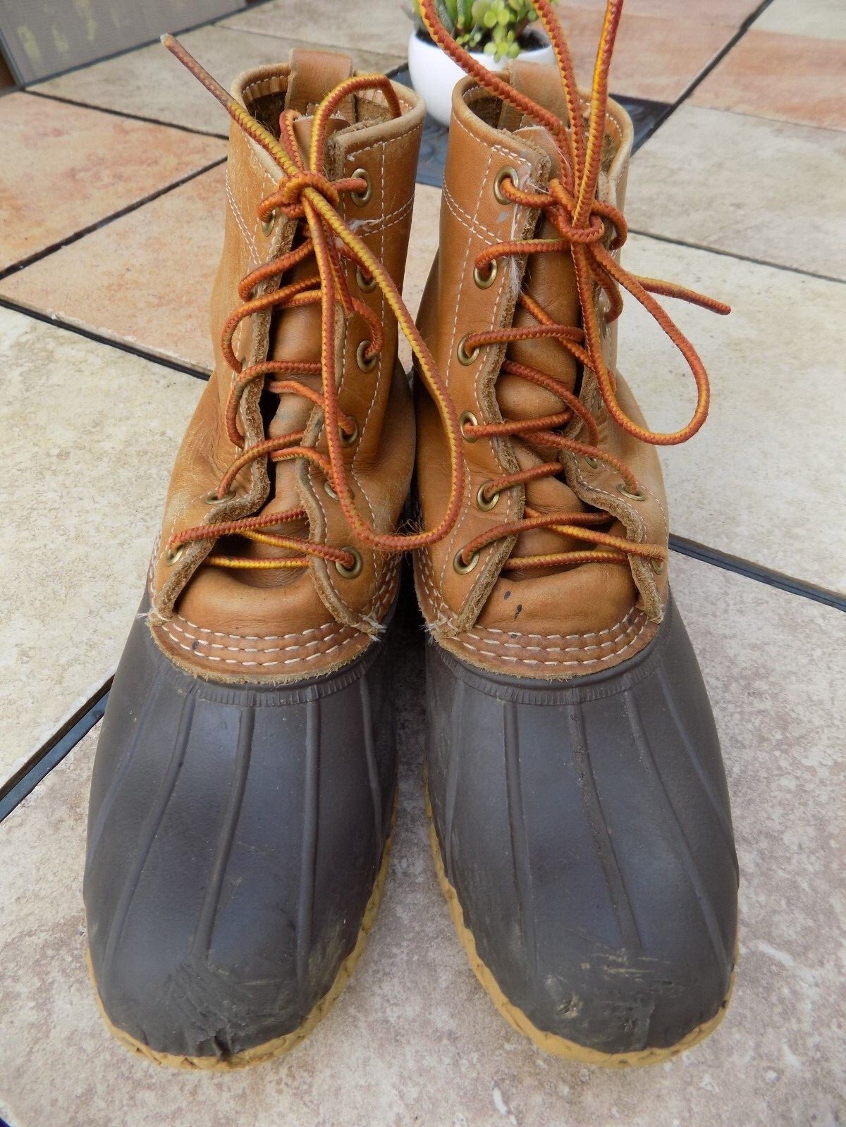 LL Bean Duck Boots Made In Maine Vtg Classic Unlined FN Men 8/Women 10 Narrow