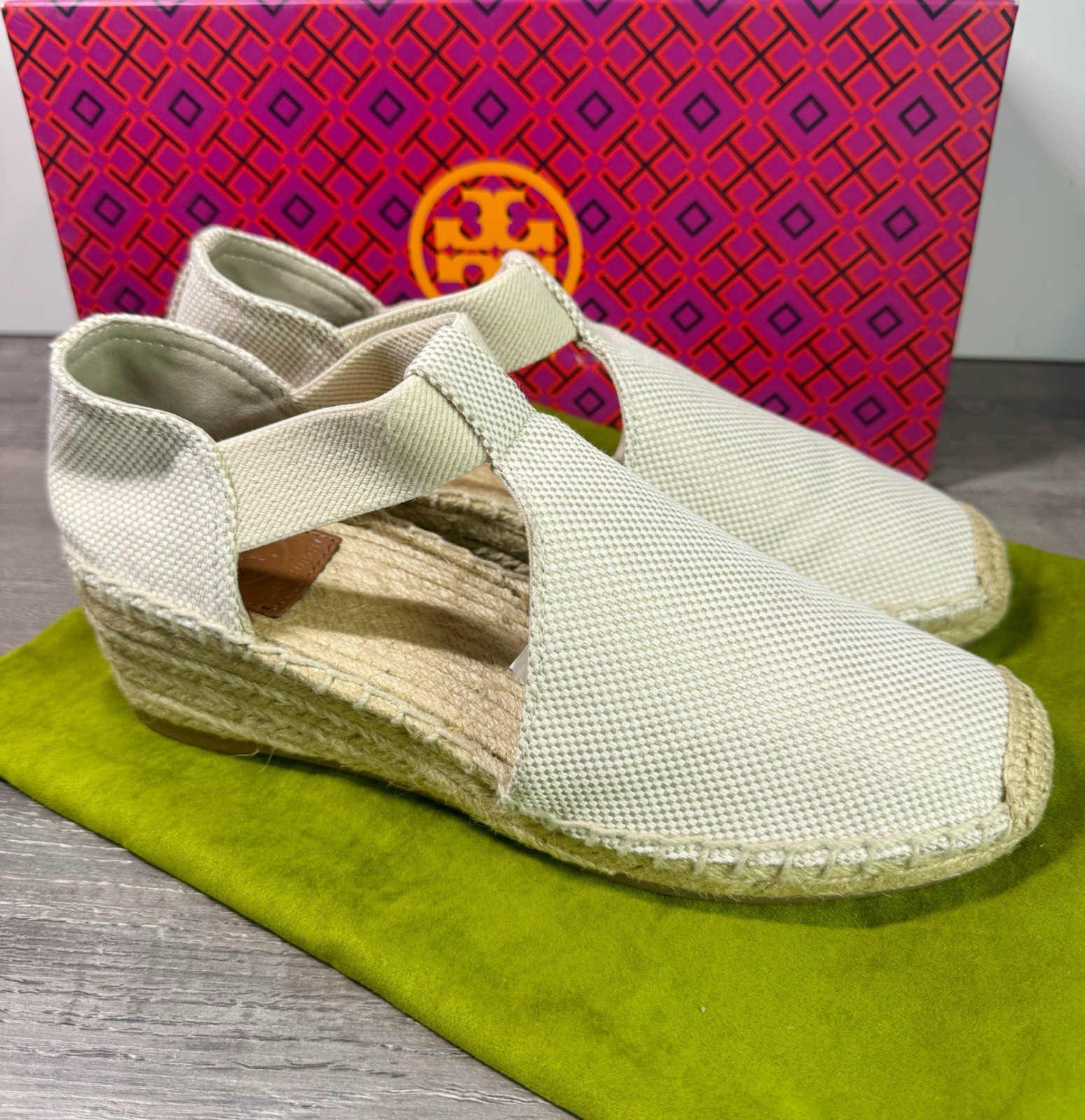 Tory Burch Sz 8M Catalina Wedge Espadrille in Natural Tan Closed Toe Sandal $235