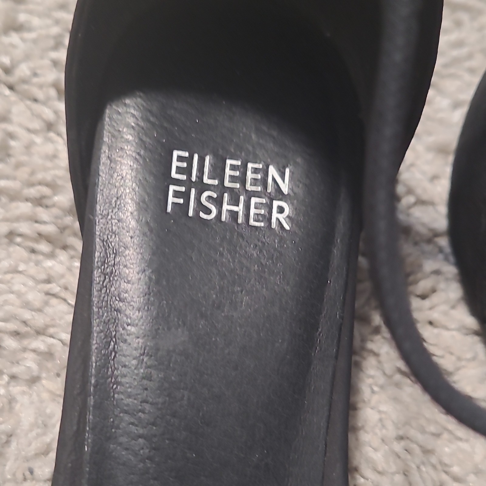 Eileen Fisher Women’s Black Leather Pointed Toe Zip Ankle Strap Pumps 7.5