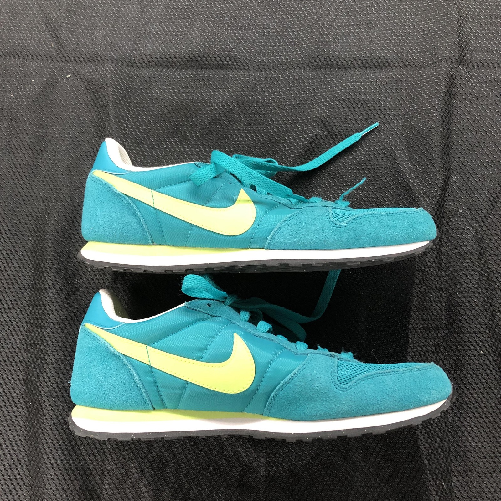 Nike Shoes Womens Size 9 Blue Teal Suede Mesh Running Retro Sneakers 644451-300