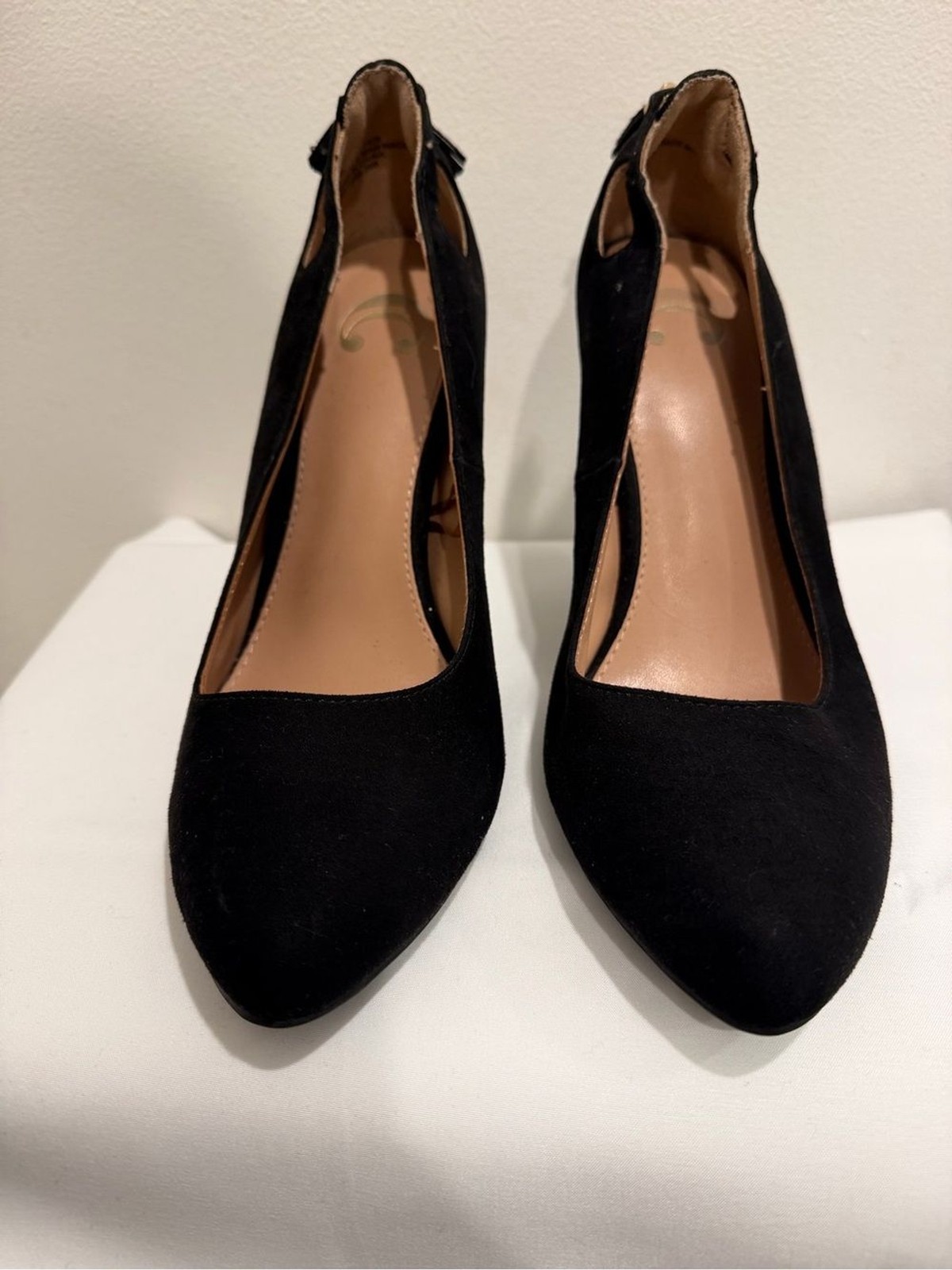 Classic Black Suede Round Pointed-Toe TASSLE HIGH Heels