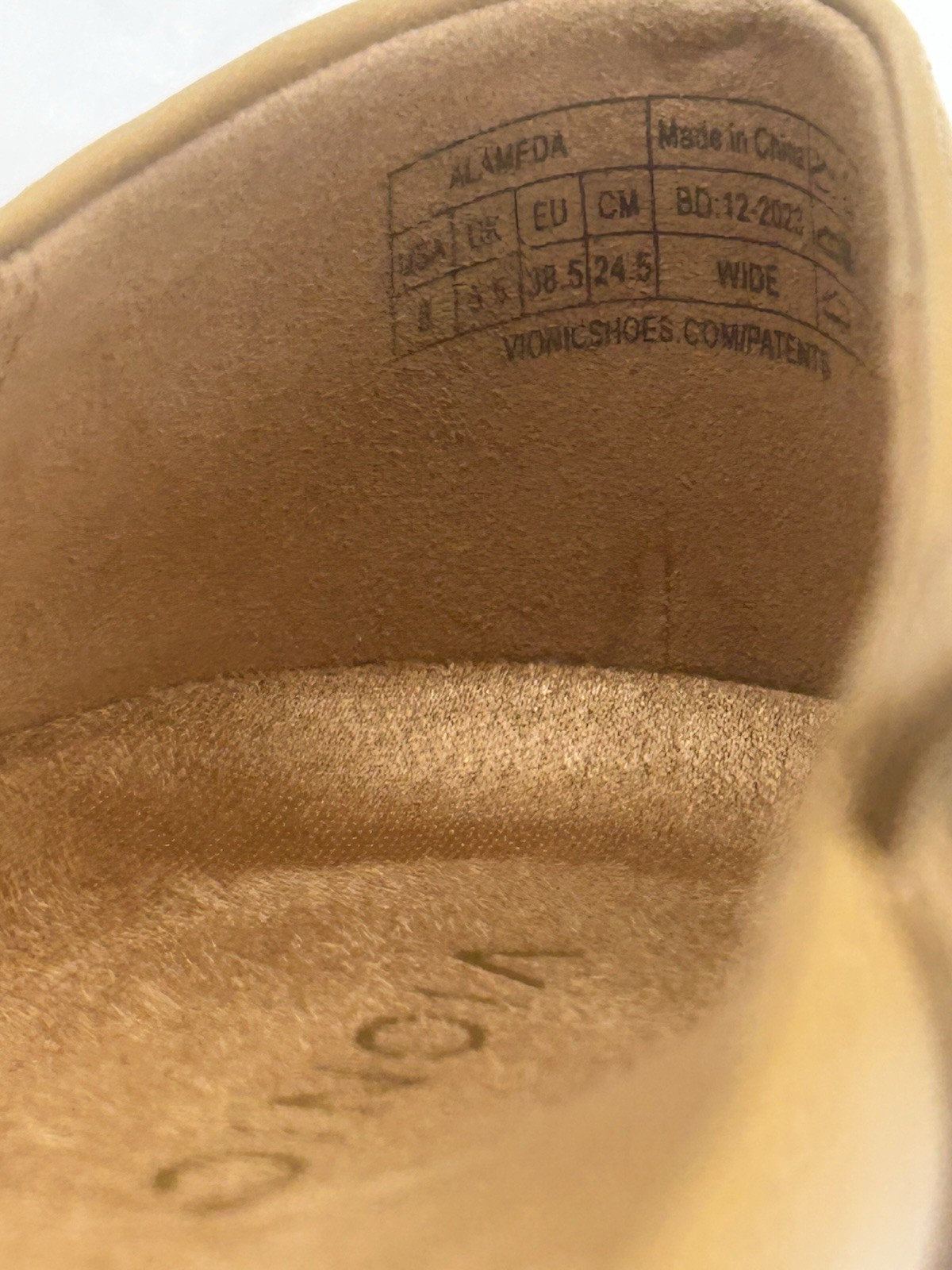 Vionic Alameda Camel Tan Leather Size 8 Used