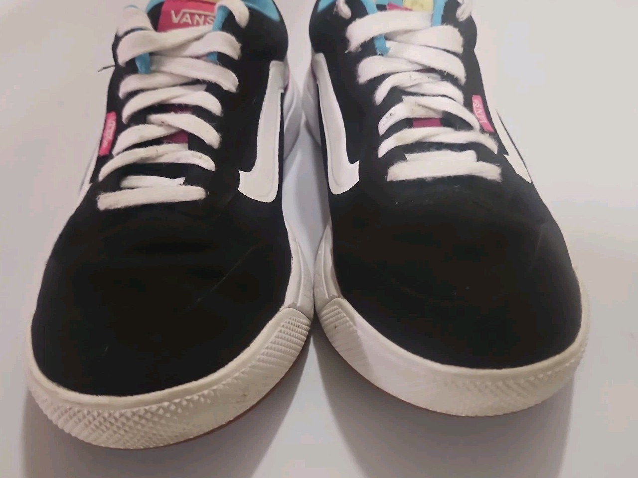 VANS UltraRange / Ultra Cush Pop Black Skateboarding Men 5/ Women 6.5 Sneakers