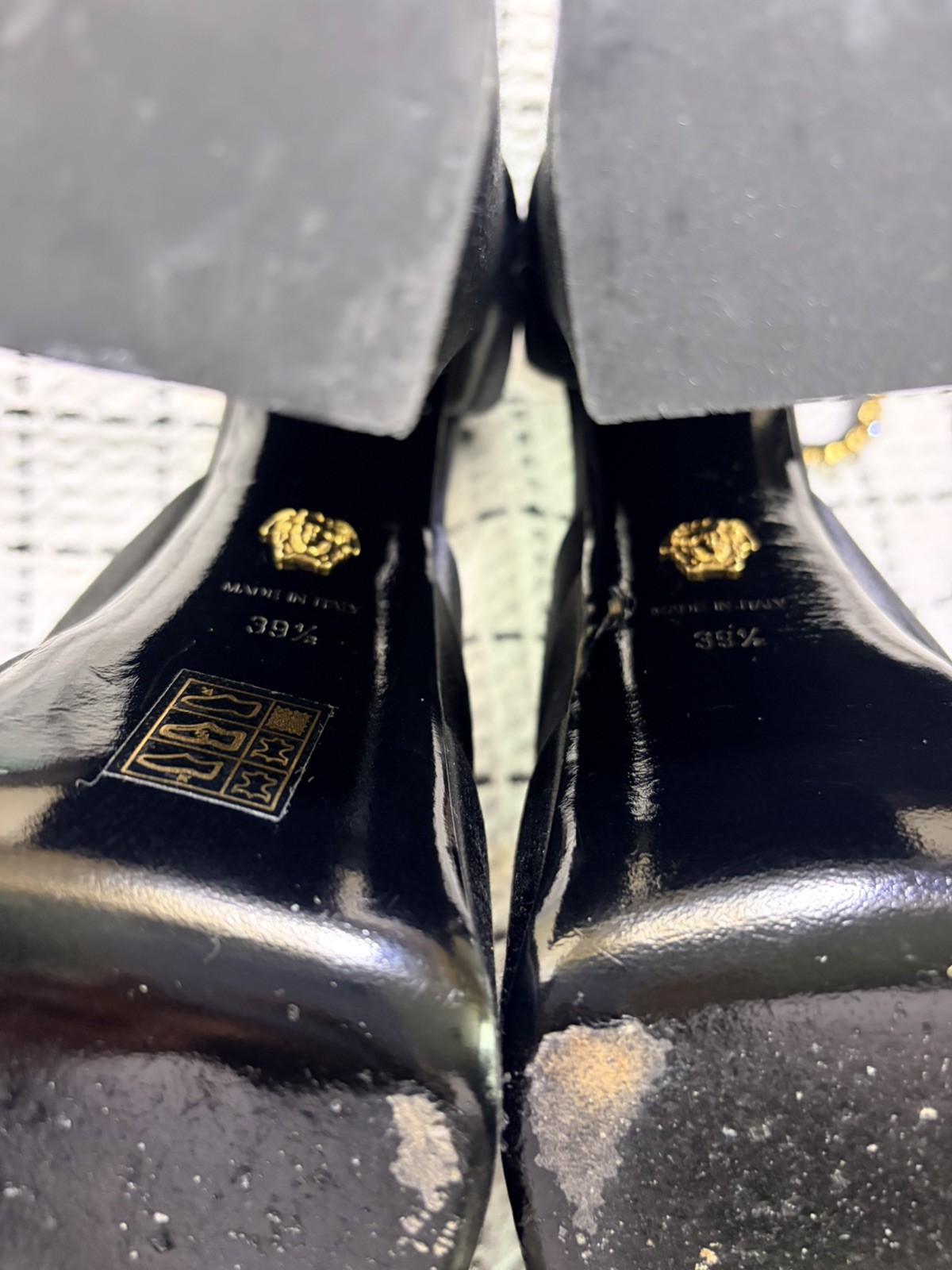 Versace Medusa Aevitas Black Patent Crystal Logo Platform Pumps 39.5 $1575