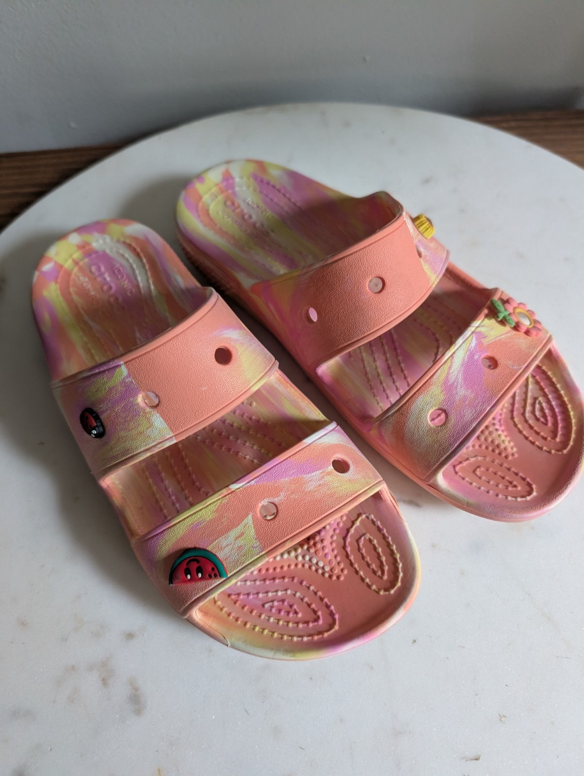 Crocs Iconic Comfort Women’s Slide Sandals Pink Yellow Marble Jibbitz Size W7