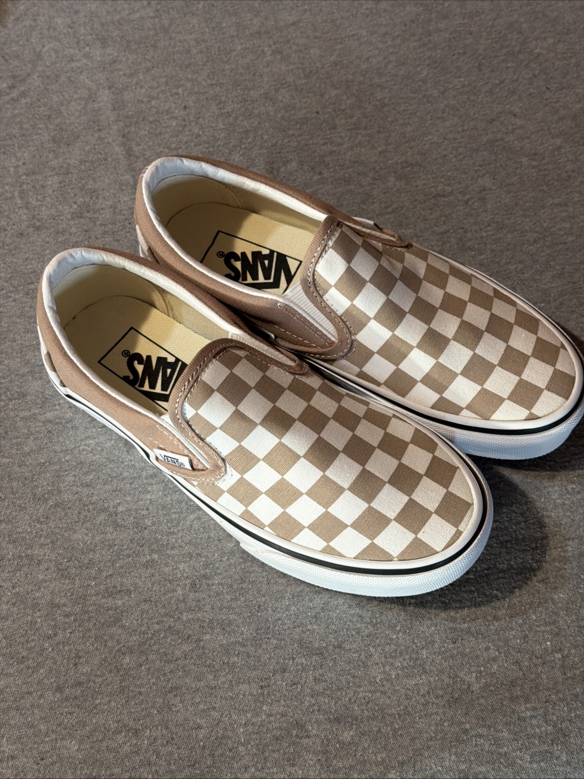Women’s Size 5 Men’s 3.5- VANS Checkerboard Classic Slip-On Beige