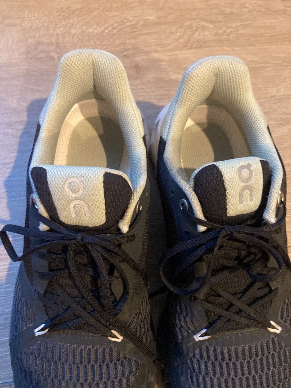 On Cloud Cloudflyer 4 Women’s Shoes Size 9 Black Mint Running Shoe Sneaker