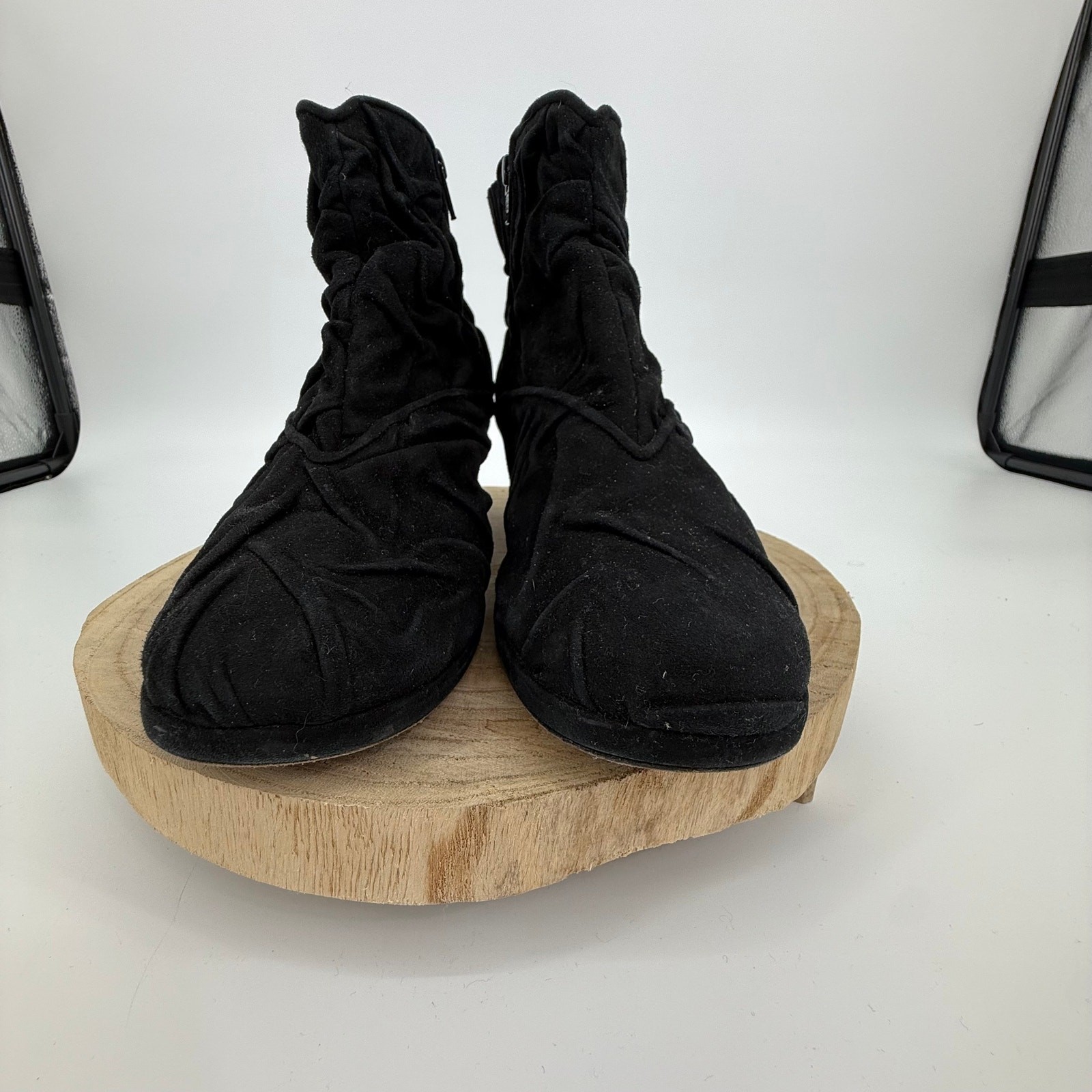 Warren Edwards Suede Black Ankle Boots SZ 10.5 Italy Unique Feminine Punk