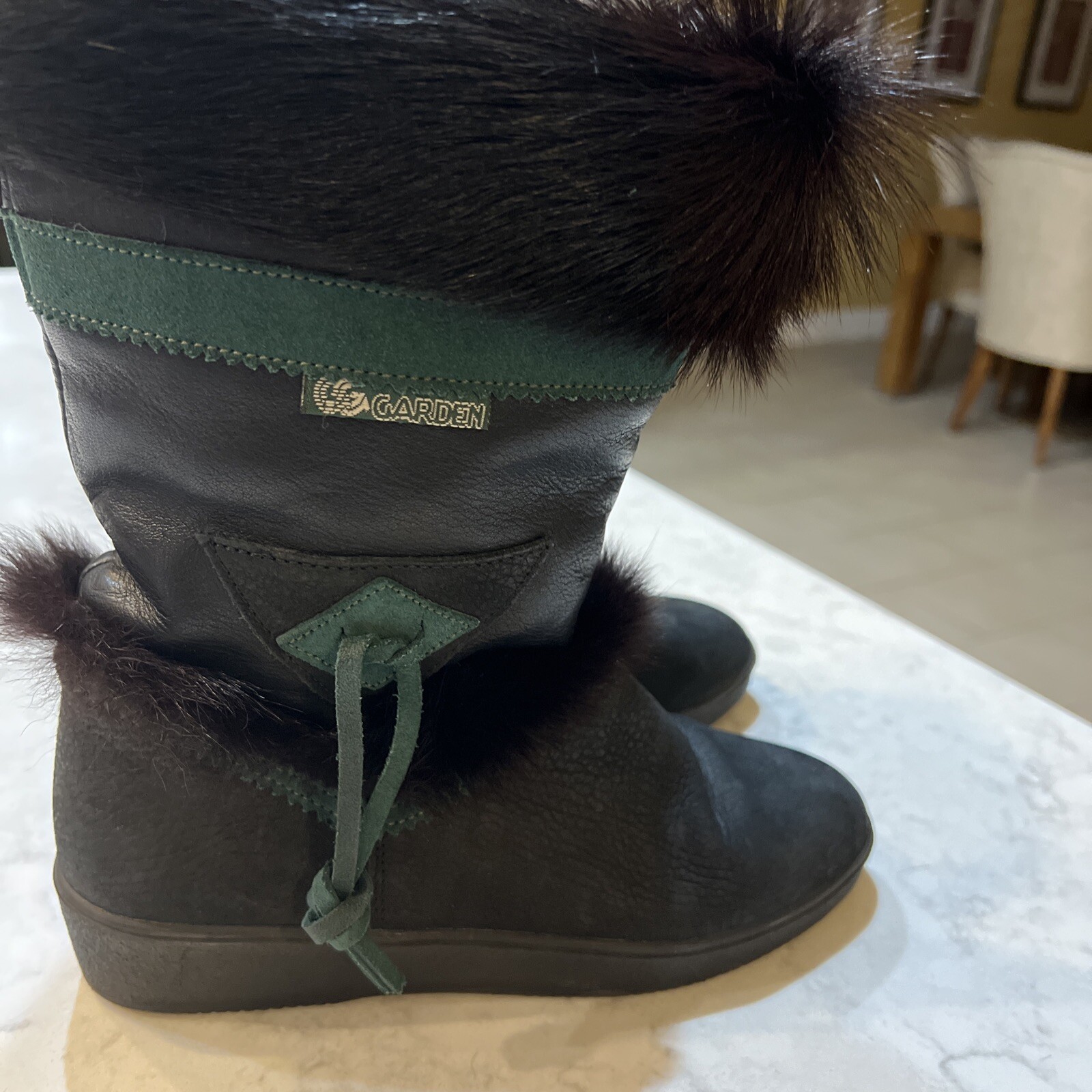 Garden Sport Italy Black Deer Fox Apres Boots Sz 37