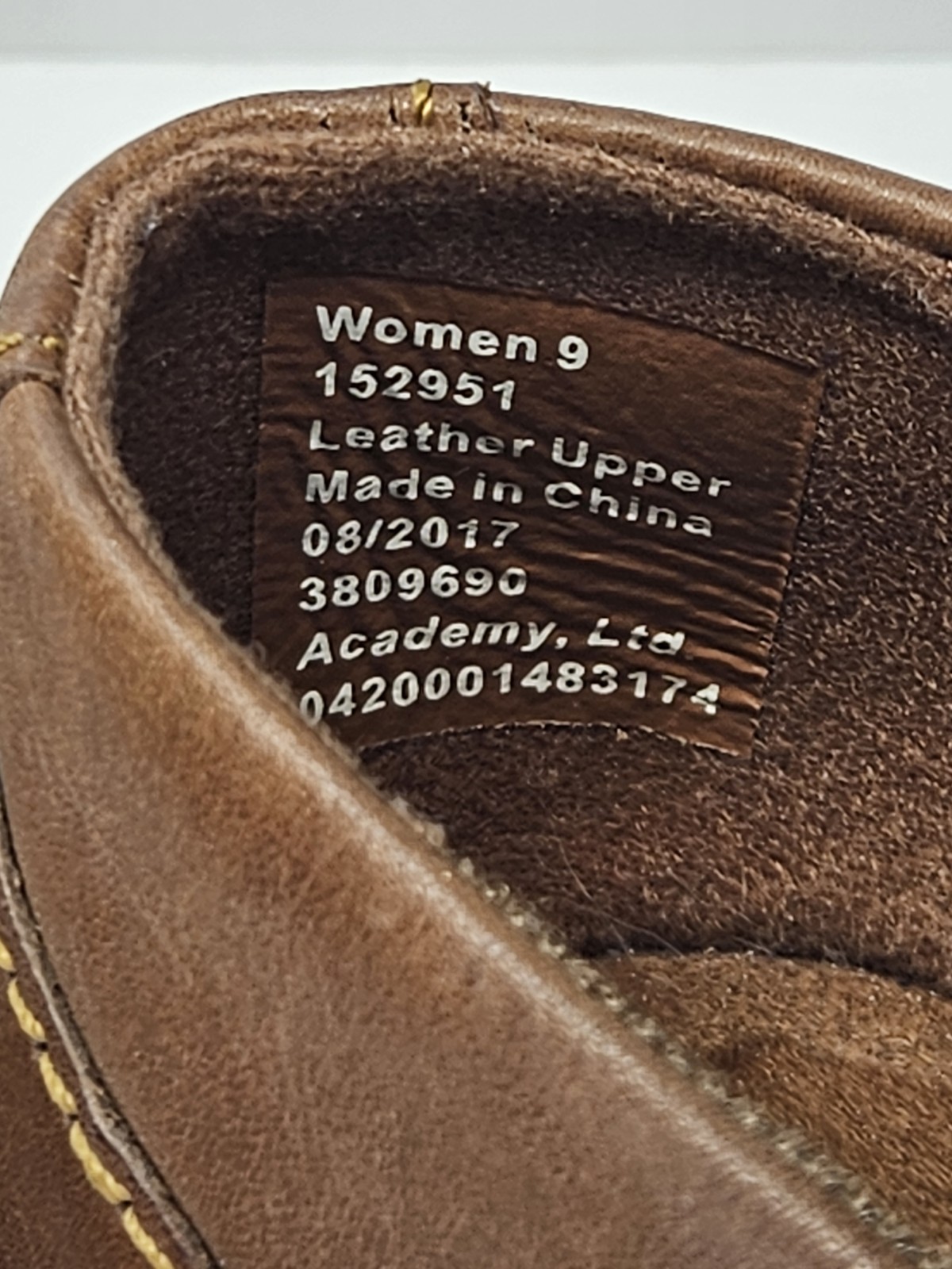 Magellan Outdoors Clogs Women’s Size 9 Brown Leather Slip On Shoes