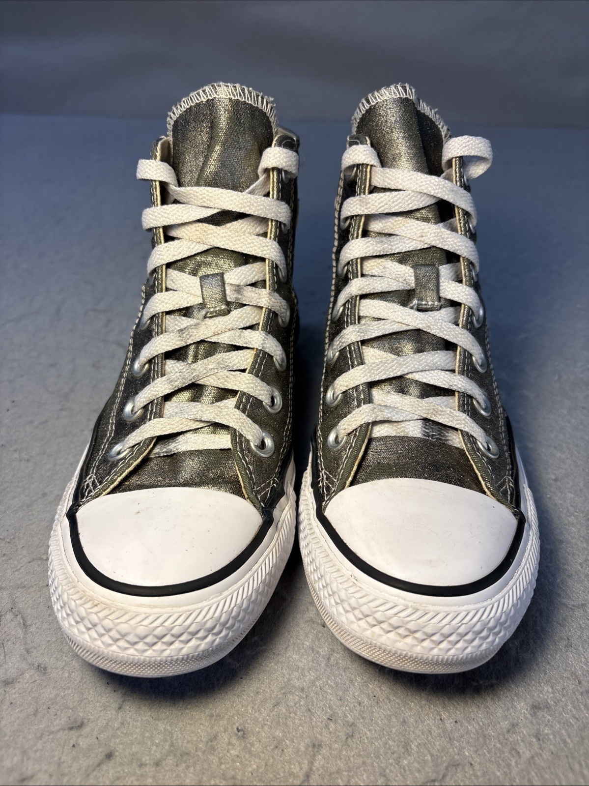 Converse Chuck Taylor AllStar High Top Metallic Green Glitter Sneakers Women’s 6