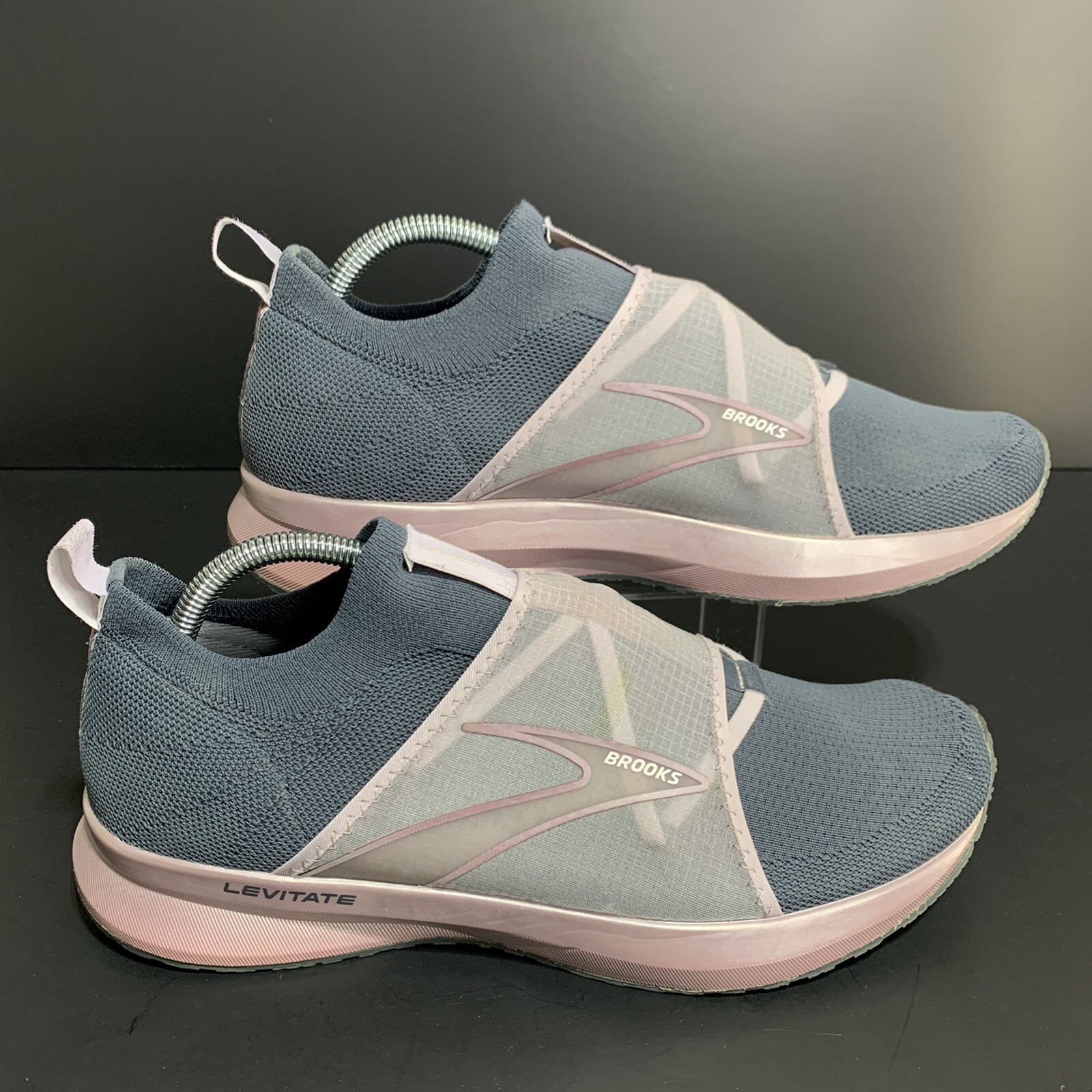 Brooks Levitate 4 LE Running Shoes 1203471B074 Grey Pink Women’s Size 11 B