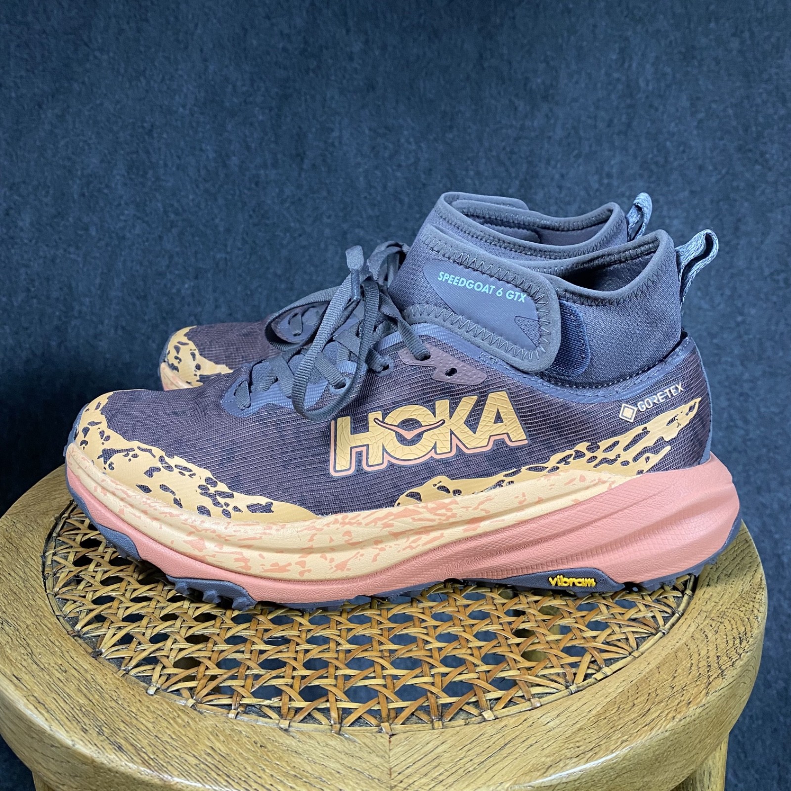 Hoka Speedgoat 6 Mid GTX Running Shoes Womens 8.5D Orange Grey Sneaker Excellent
