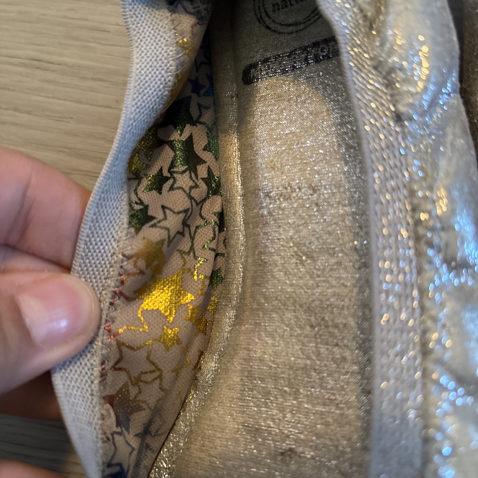 Girls silver Metallic Ballet Flats Size 3 bow shimmer shiny memory foam