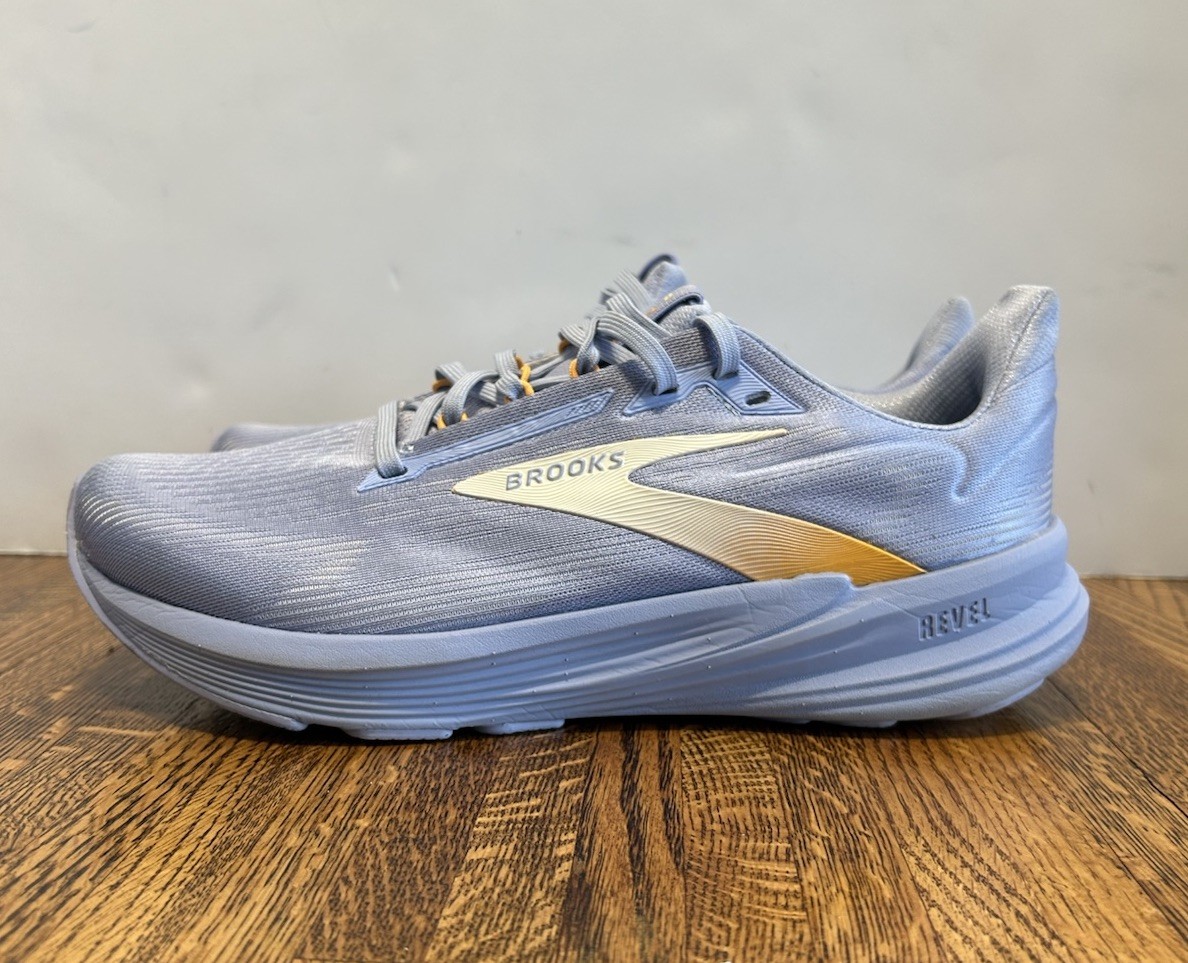 Brooks Revel 8 Women’s Road Running Shoes Baby Blue Size 10 2025