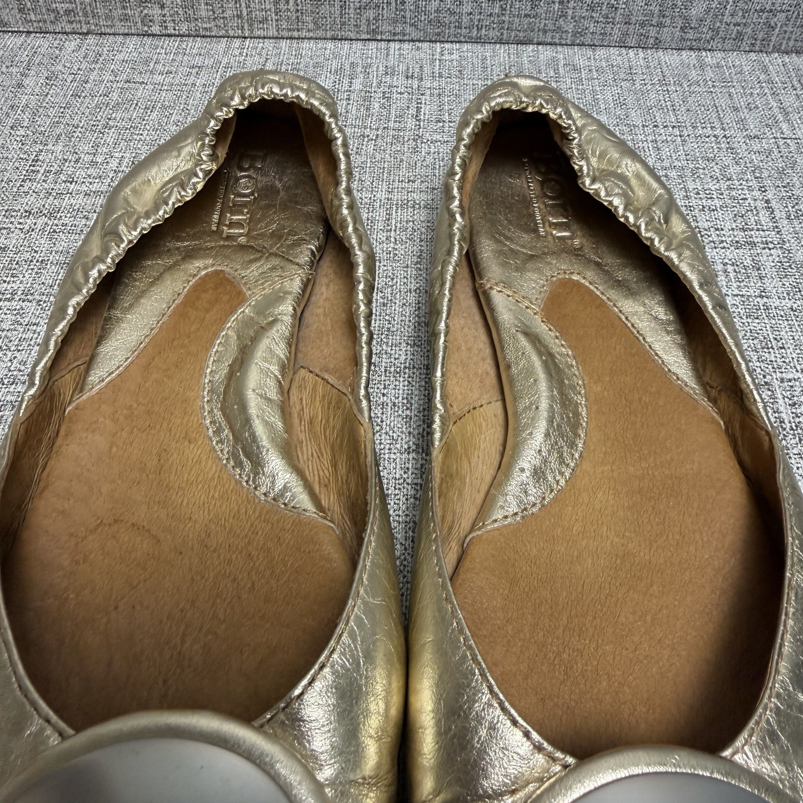 Børn Shoes Women’s Sz 7 (EU 38) Gold Leather Metallic Coquette Ballet Flats
