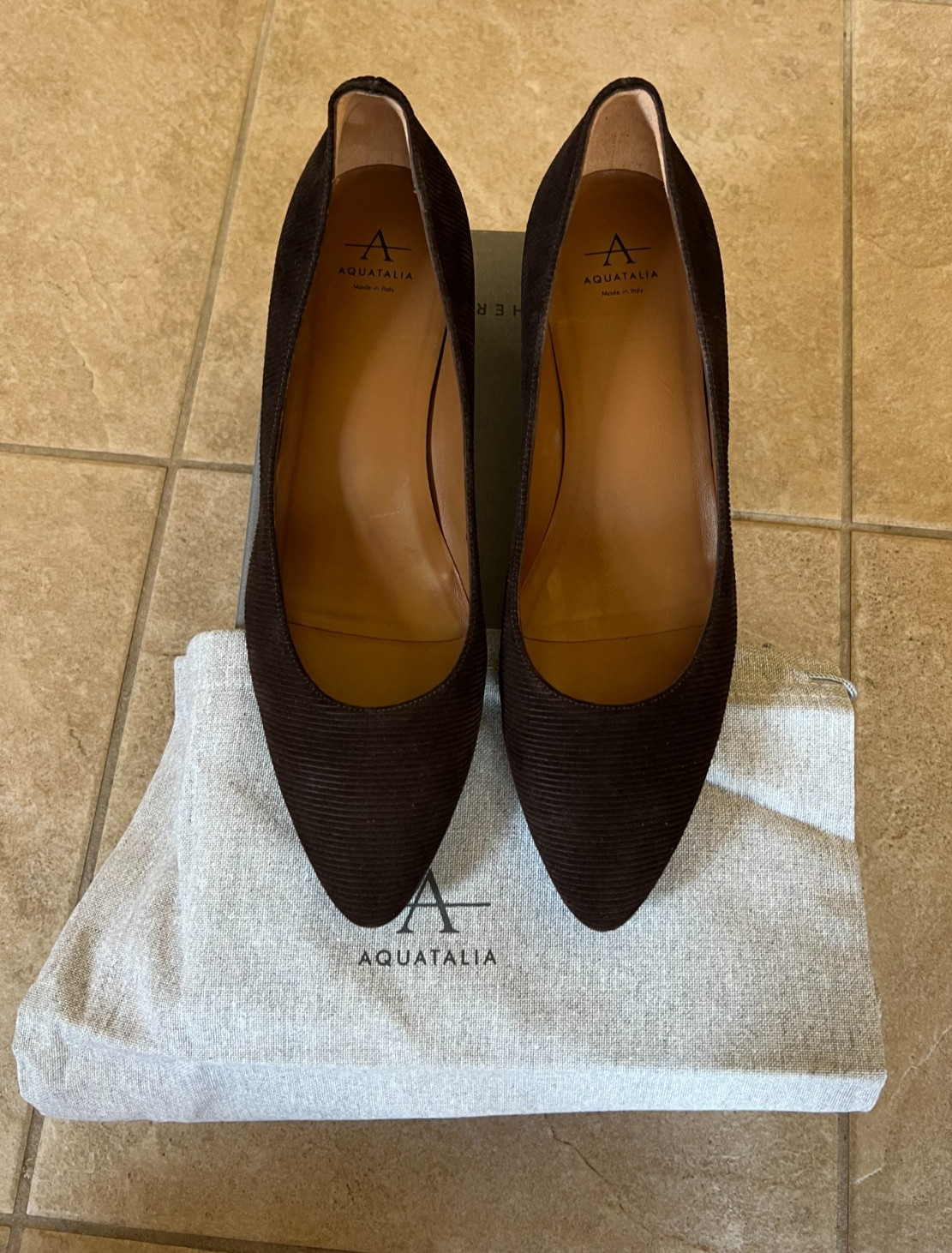 Aquatalia Pasha Expresso Brown Corduroy Suede Pumps NEW 8.5