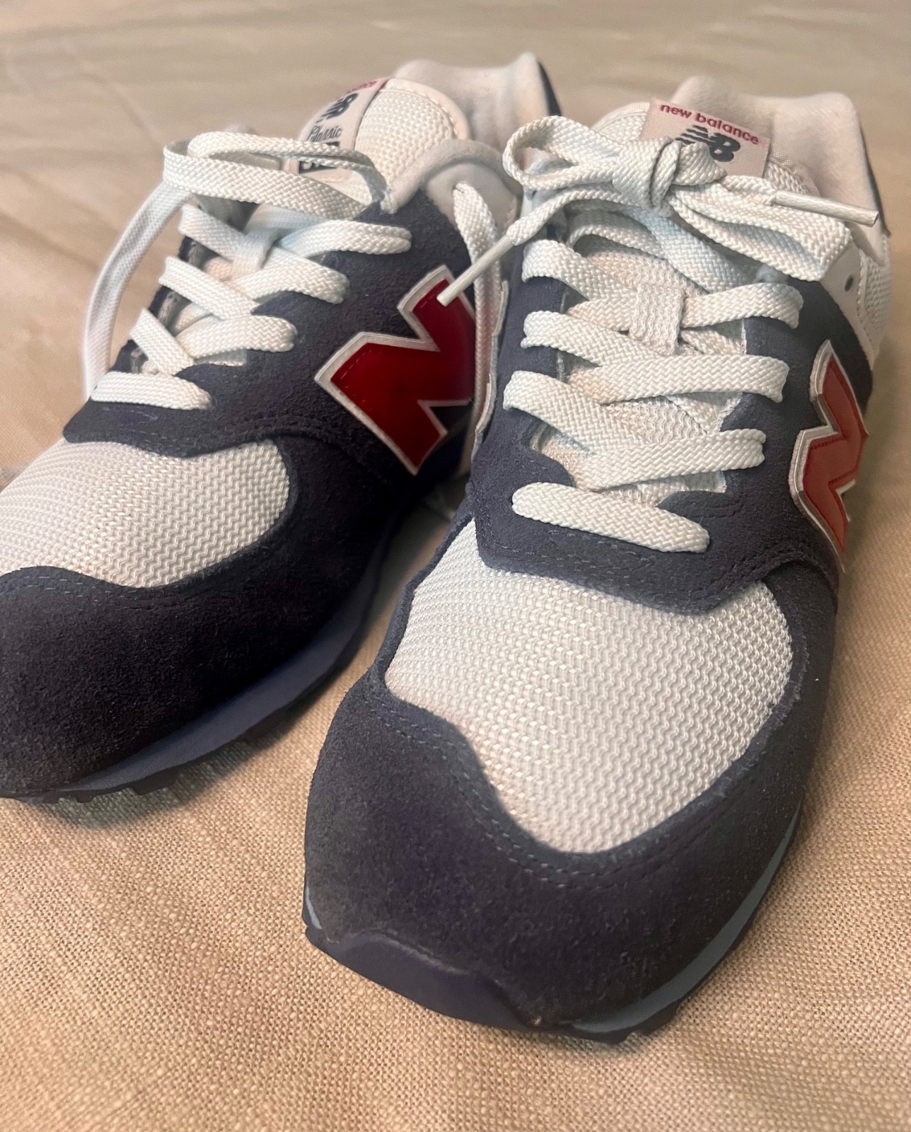 New Balance 574 Core Plus sneakers Womens 8, Boys 6. EUC Navy Red