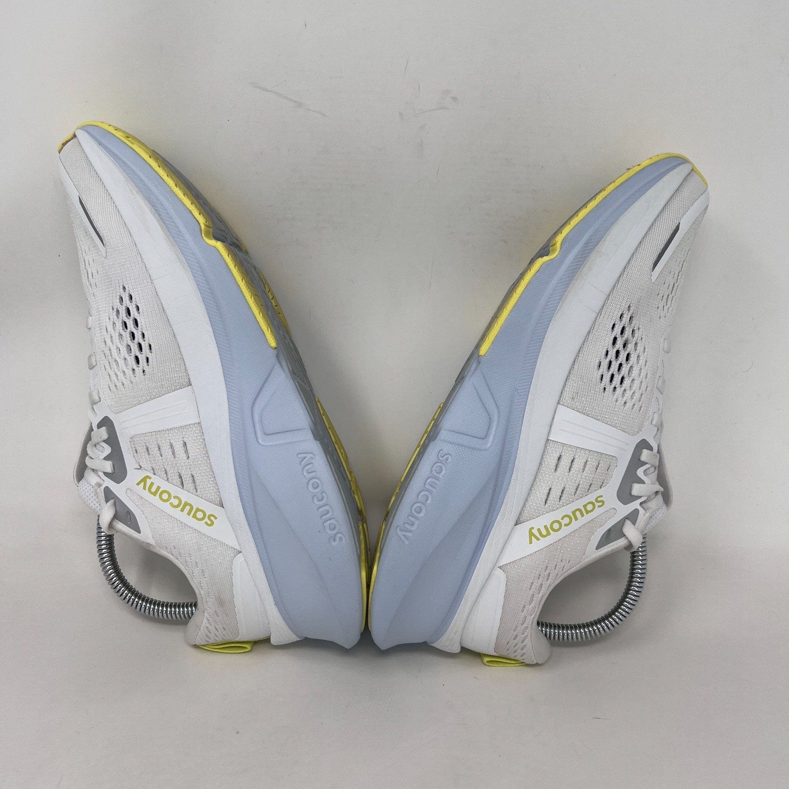 Saucony Guide 18 Running Shoes Womens Size 8.5 Sneakers Athletic Walking Gym