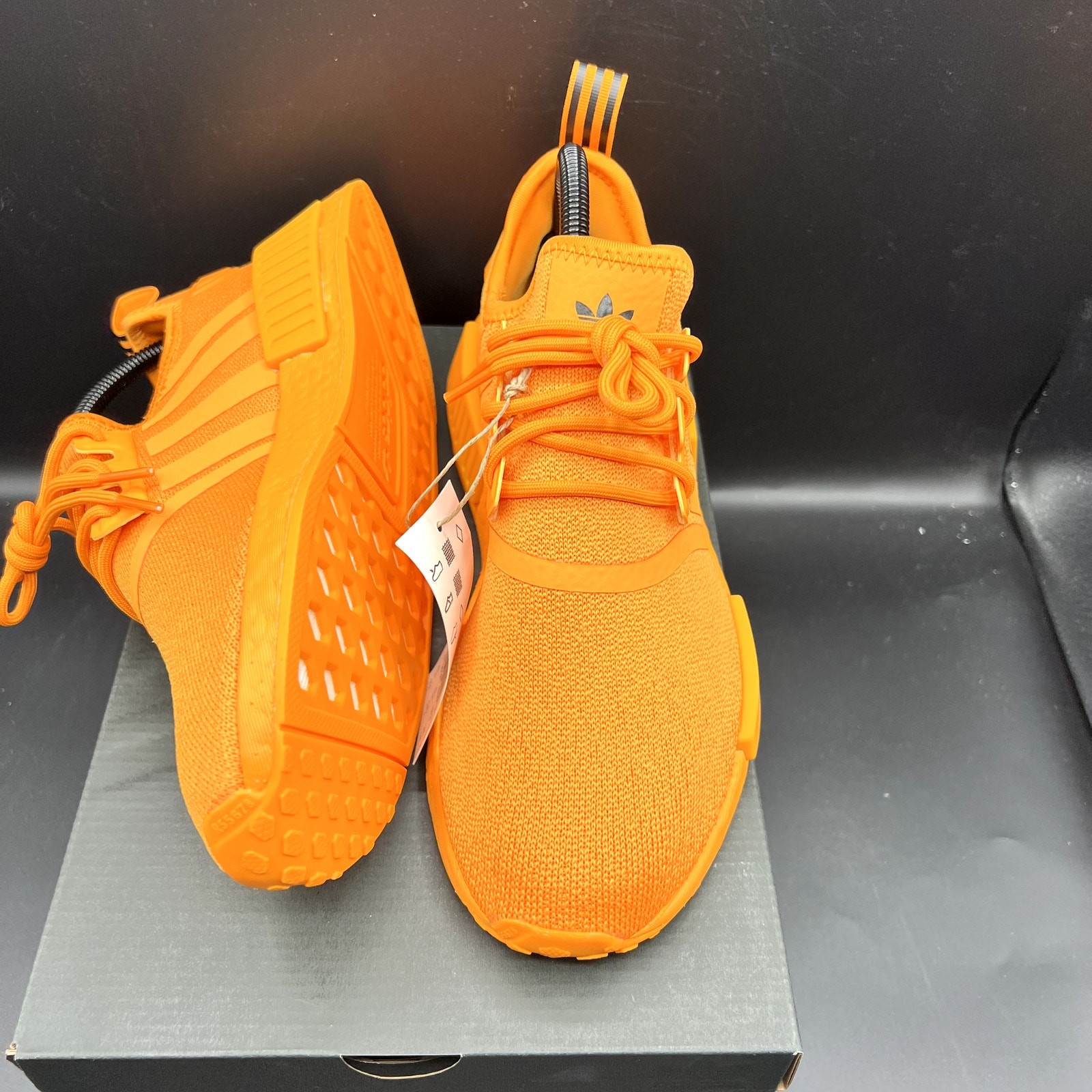 NEW Adidas NMD R1 Women’s Shoes Size 6.5 Bright Orange Sneakers Athletic GV9439