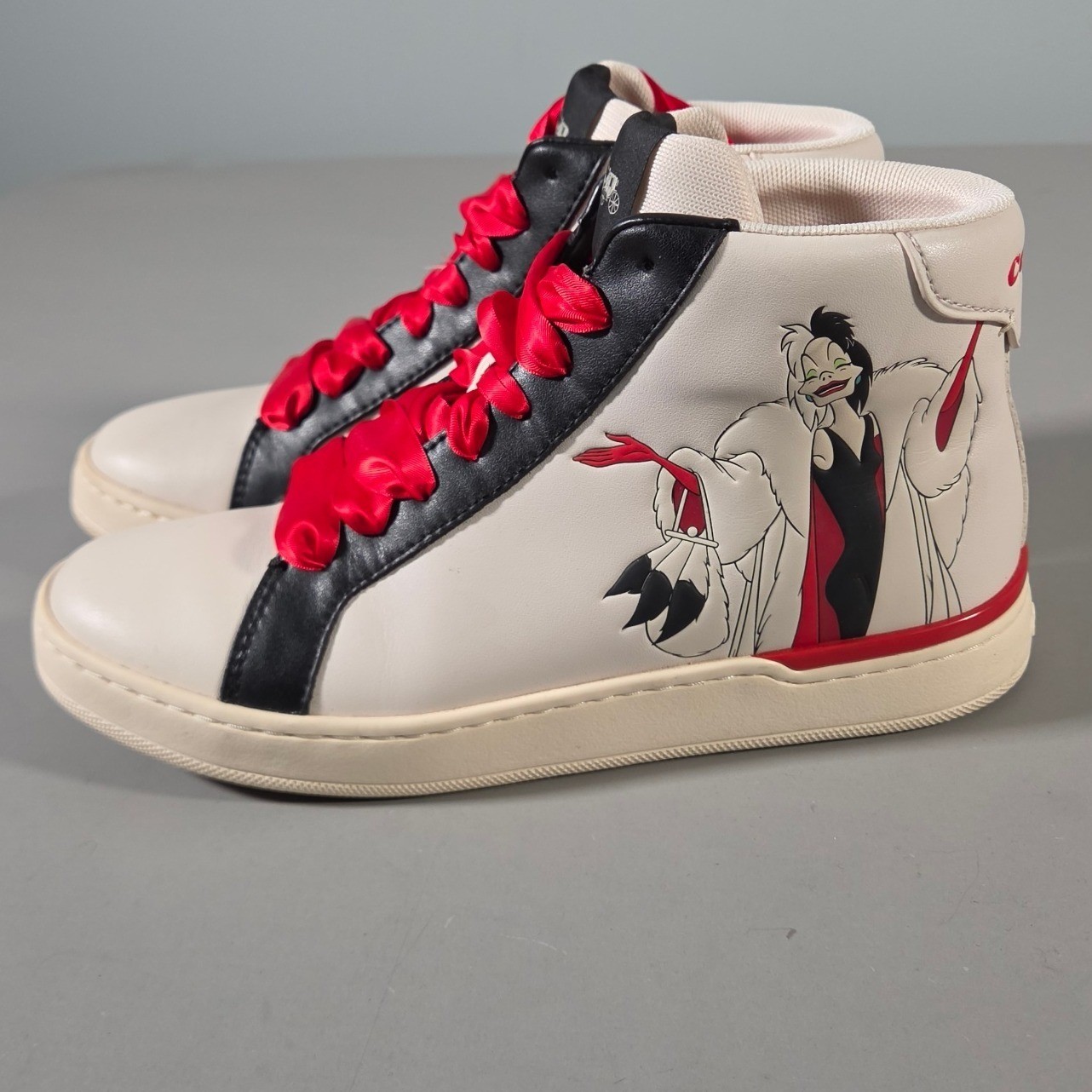 Coach Disney Cruella Sneakers Womens 8B White Red High Top Ribbon CD248
