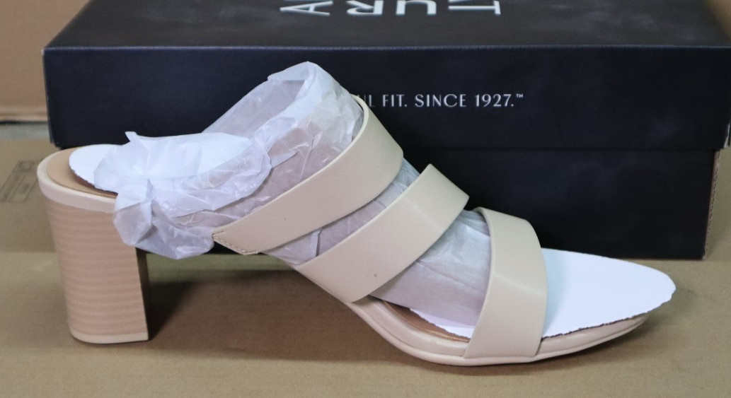 Naturalizer Beaming Mid-Heel Sandals Tan Smooth US Women’s Size 12M