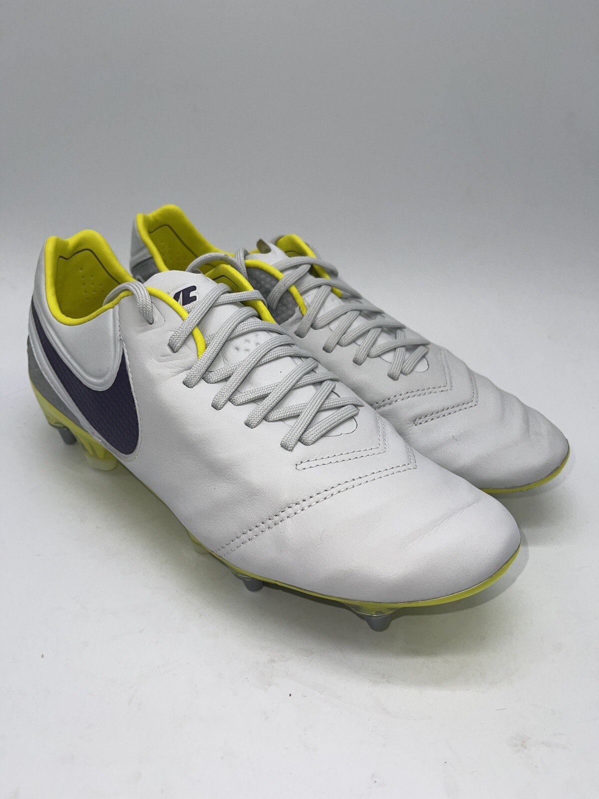 Nike Tiempo Legend 6 SG Pro ACC Pure Platinum 827248-054 Size 7.5