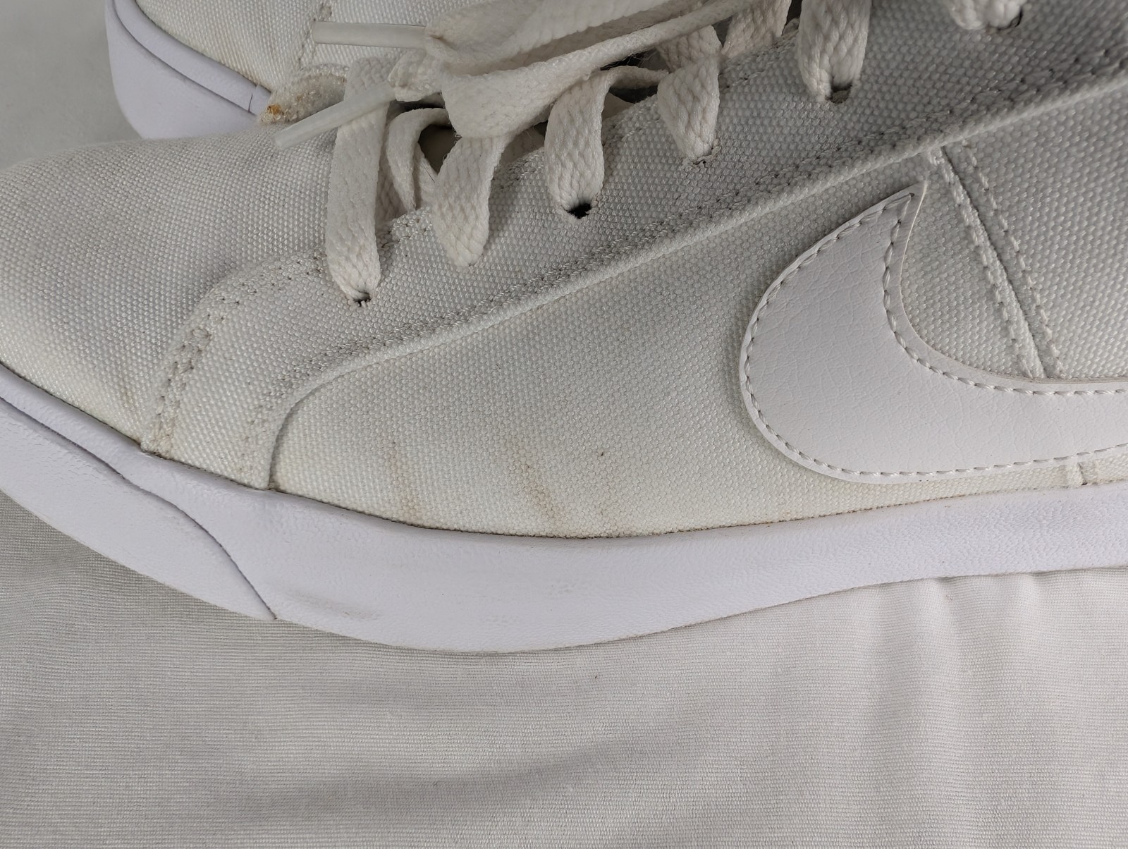 Women’s Size 10 – Nike Court Royale AC Canvas Triple White W