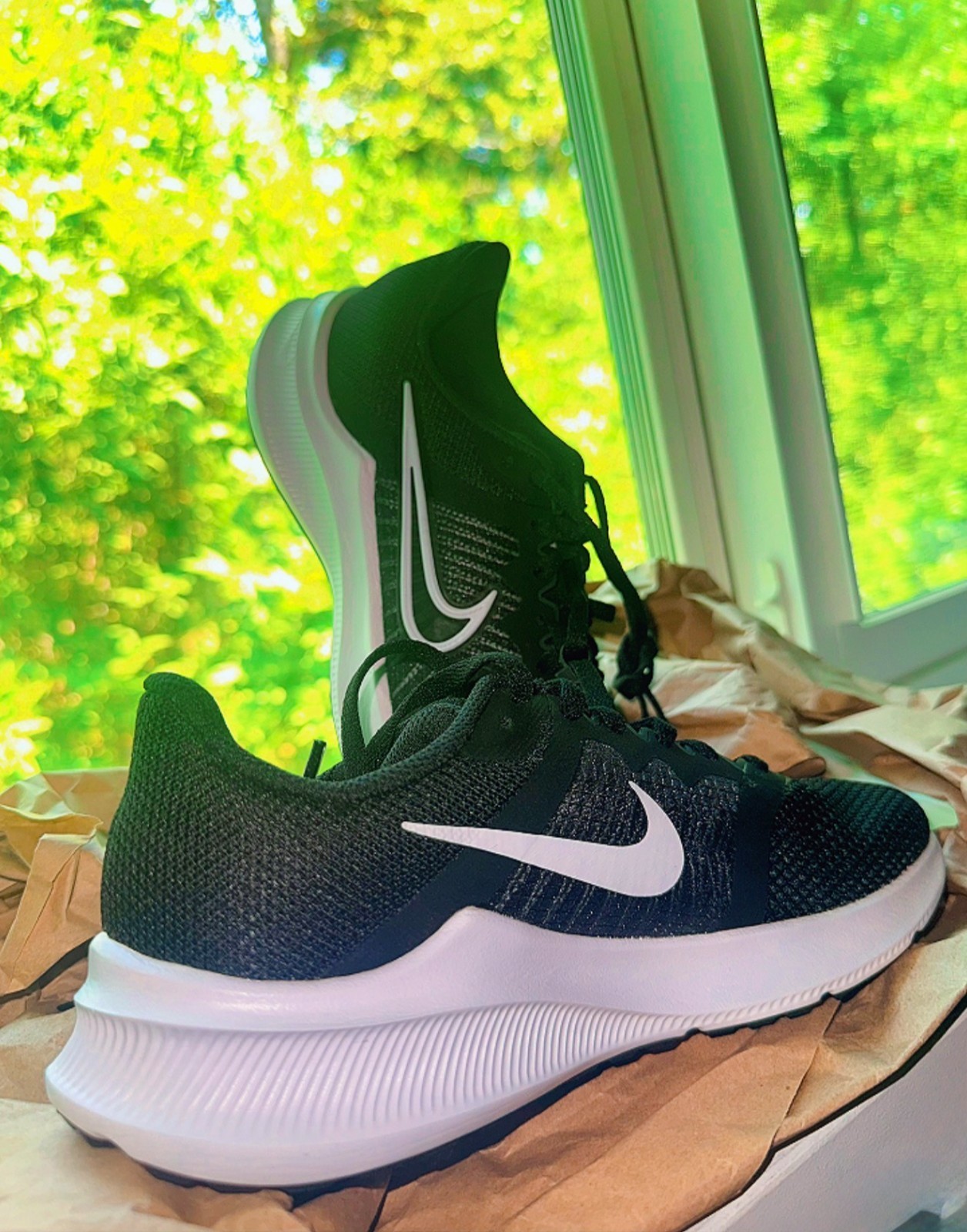 Size 5.5 – Nike Downshifter 11 Black White W