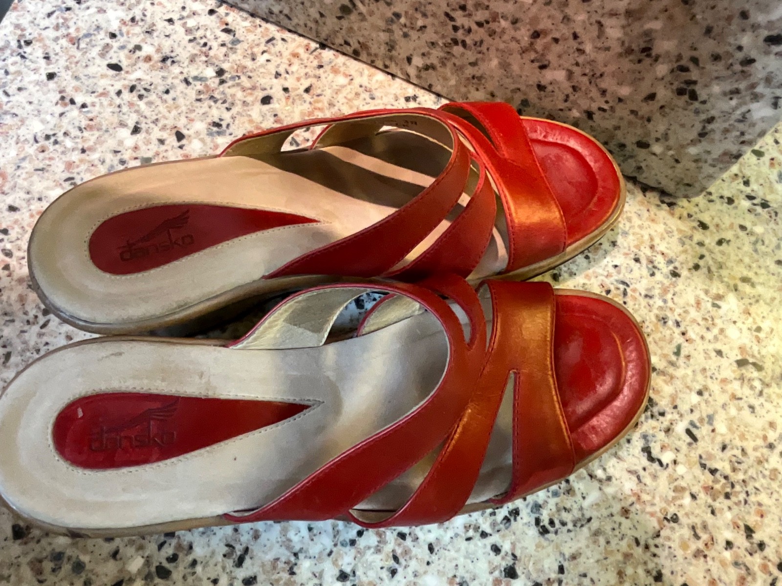 DANSKO AVRIL RED LEATHER SANDALS SIZE 8.5/39 PORTUGAL SLIDES WEDGE HEEL