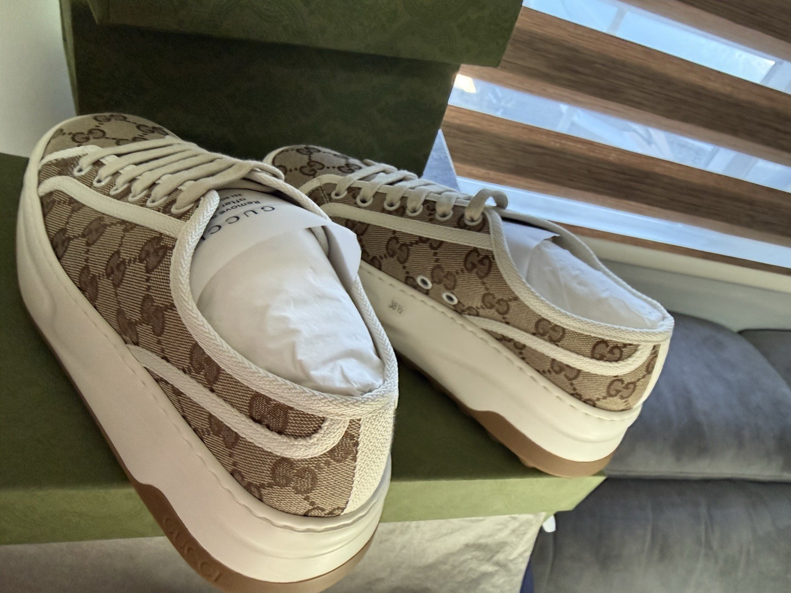 Gucci women’s Brown/Beige/White GG Monogram Low Top Lace Up Athletic Sneakers