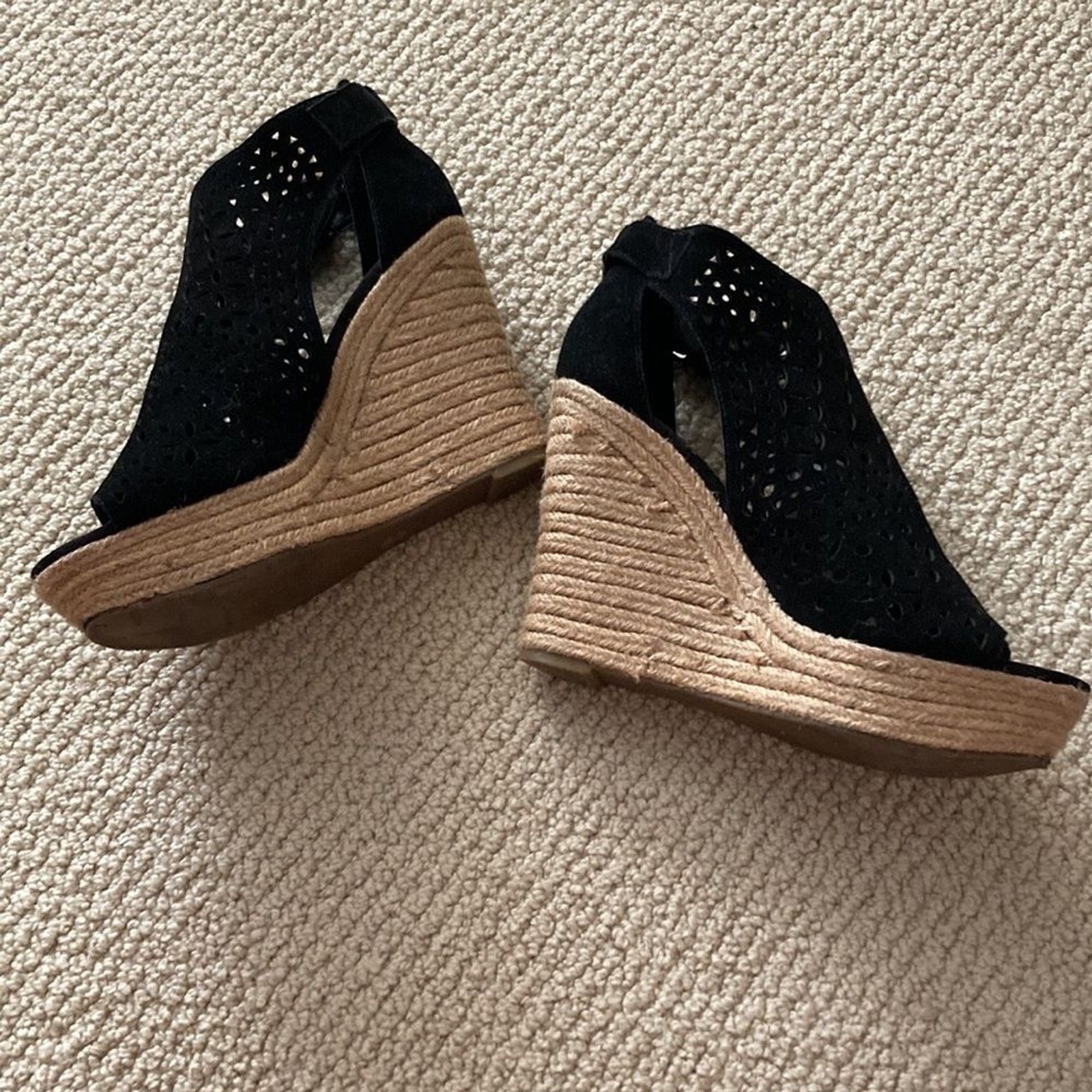 Marc Fisher Black Wedge Heels Espadrilles Sandals Rope Shoes Size 8 VEUC