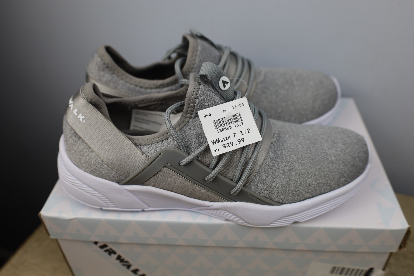 Airwalk Grey Jersey Flash Women’s Sneakers Tennis Shoes, Size 8
