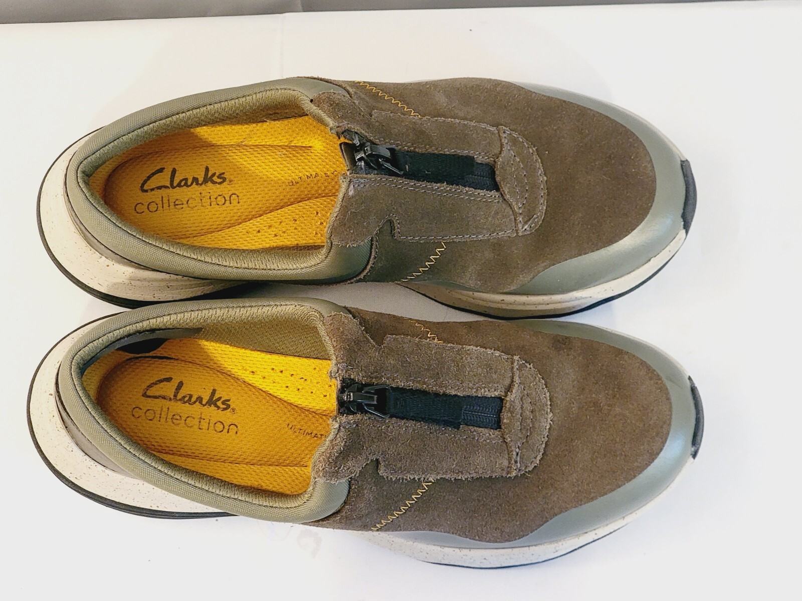 Womens CLARKS Jaunt Way Green Olive Zipper Sneakers Shoes 5