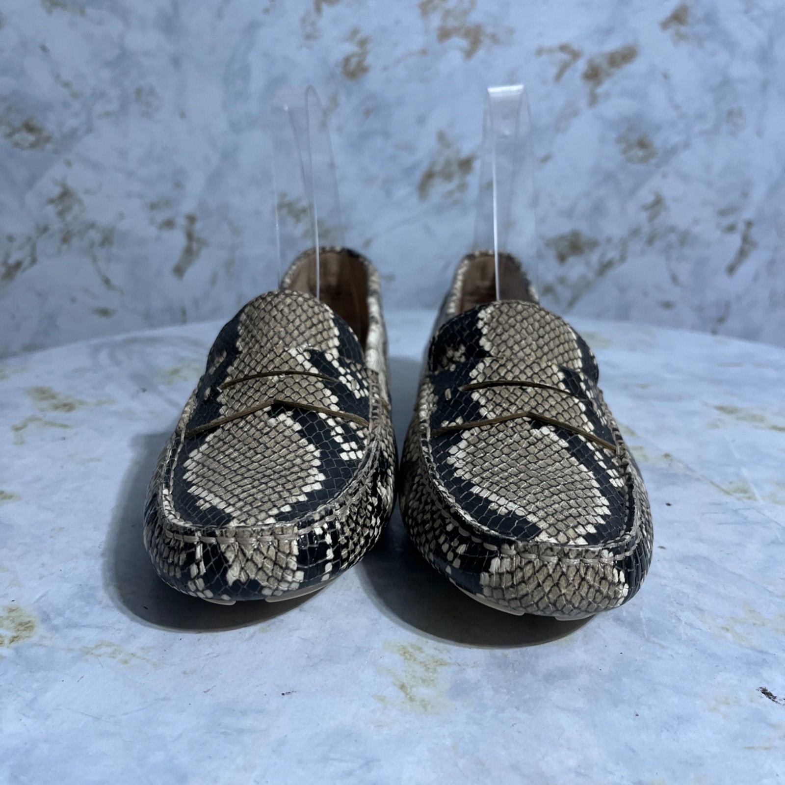 Johnston Murphy Womens Sz 6M Shoes Beige Snakeskin Comfort Moccasin Penny Loafer