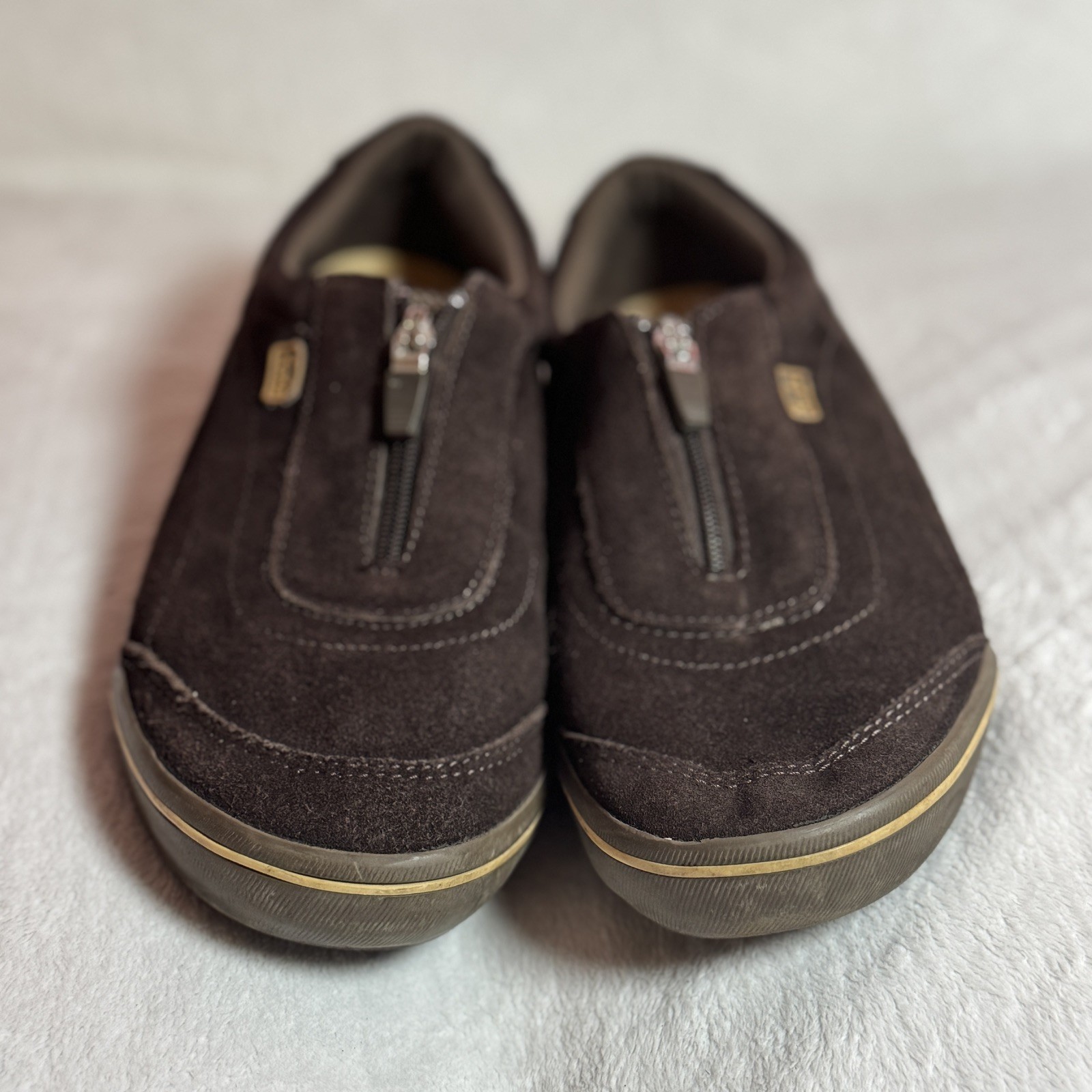 KEDS Womens Expresso Brown Suede Zip Top Shoes Slip On Size 9 Arch Support