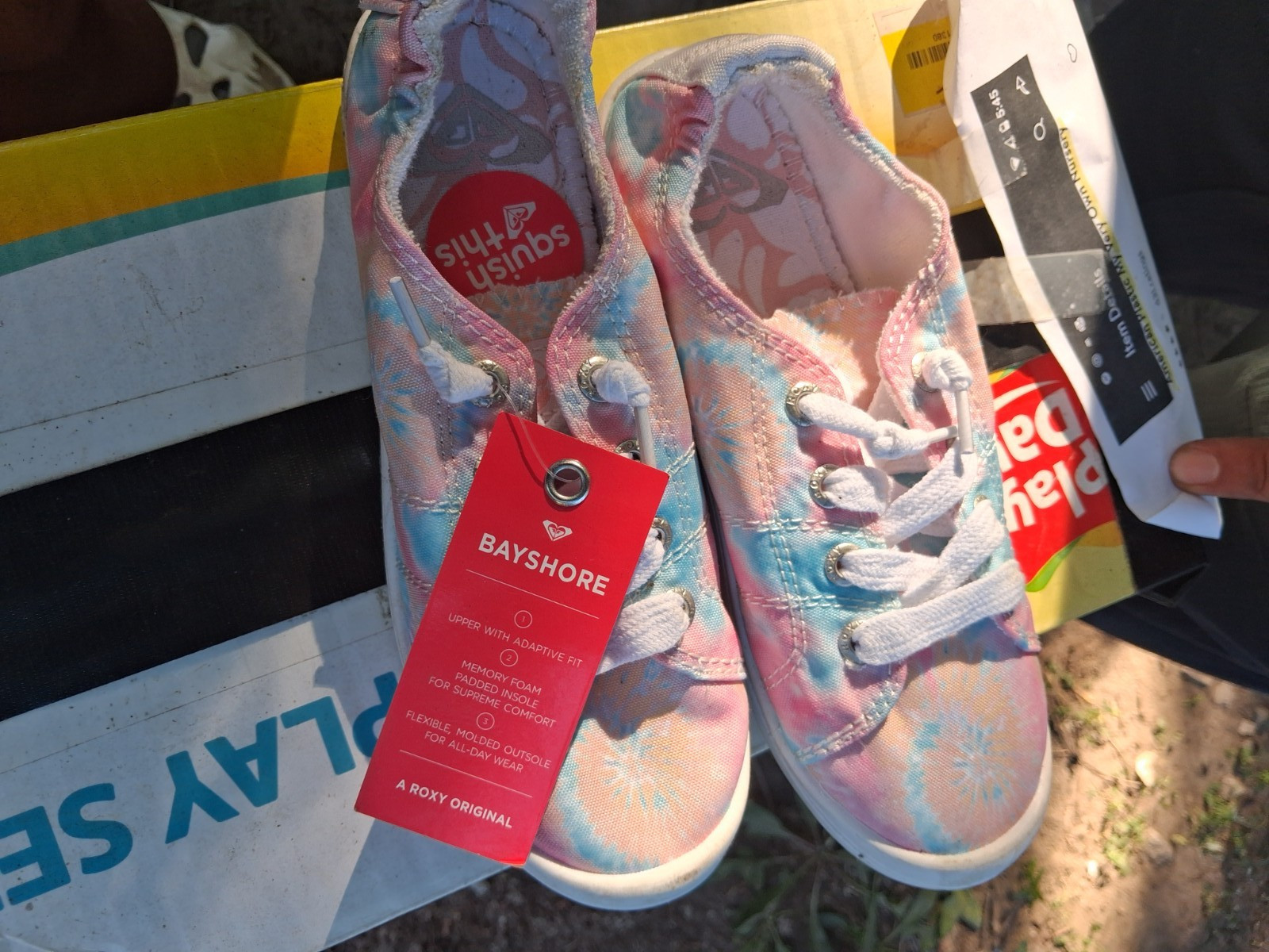Roxy Bayshore Girls Athletic Low Top Lace Up Canvas Sneakers Pink Blue Tie Dye
