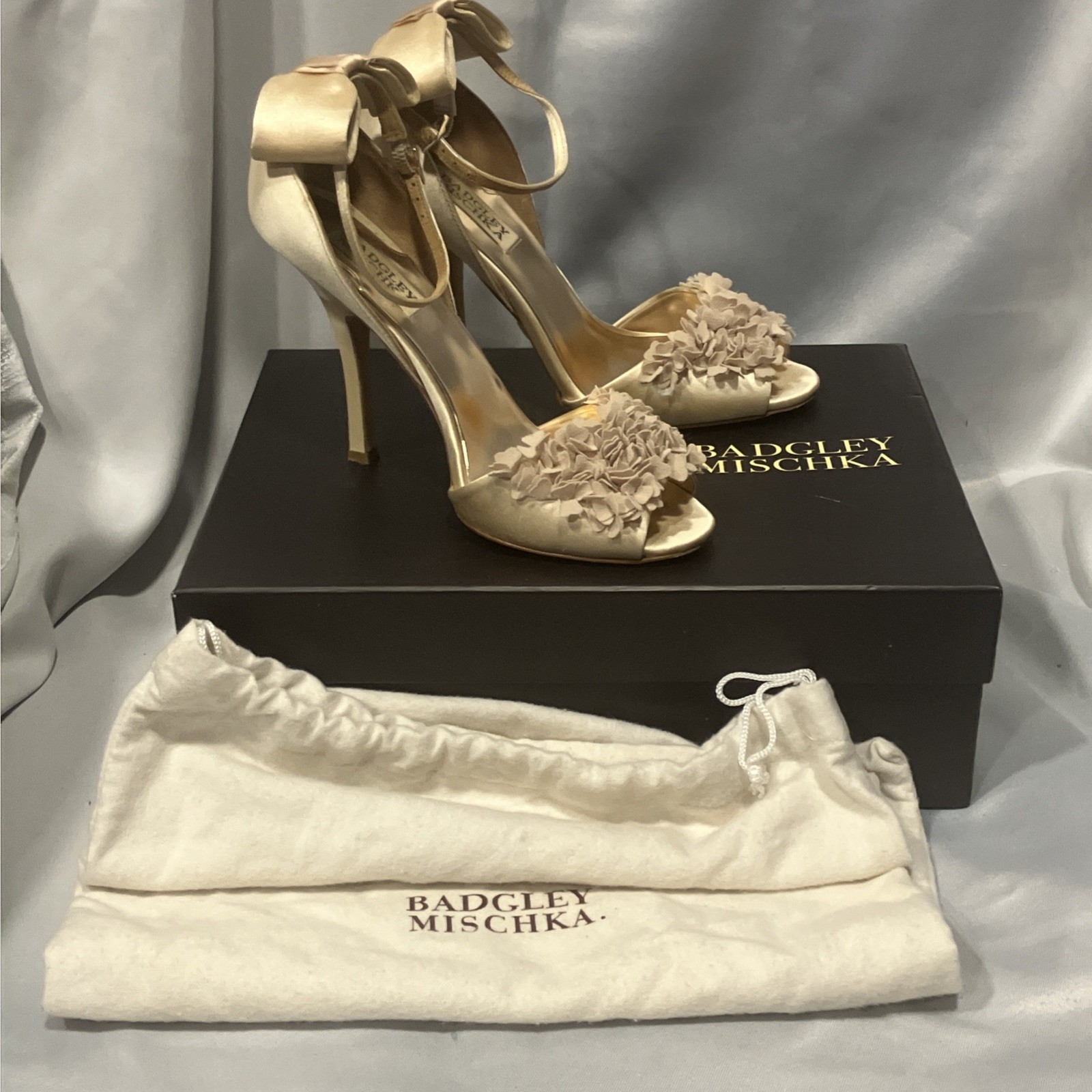 Badgley Mischka Lelah bridal heels – size 7. worn once!