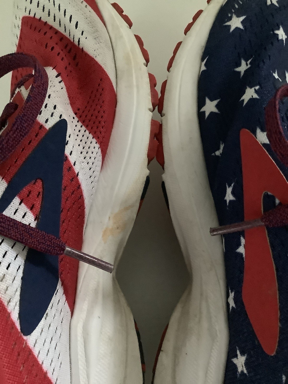 Brooks Launch 5 Run USA Flag Stars Stripes Women’s Shoes – Sz 9