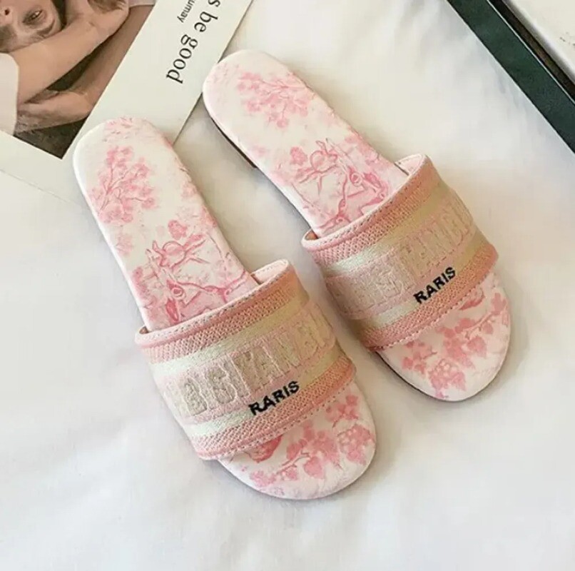 Women Sandals Designer Slippers Luxury Slide Letter Slide Rubber Flat Shoes