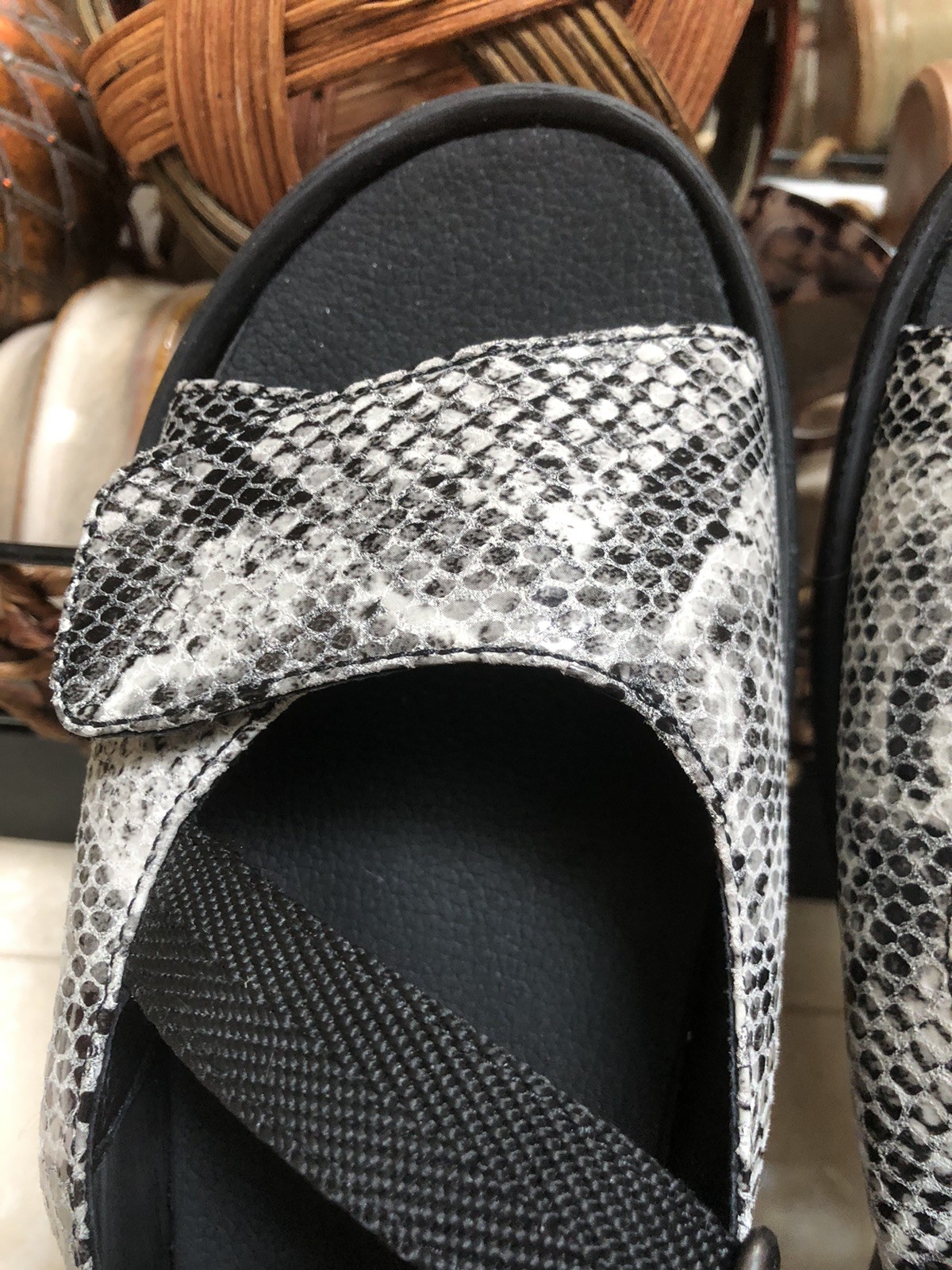 Wolky Lisse Comfort Sandals Black Multi Color Reptile EU 43 US 12 Women’s