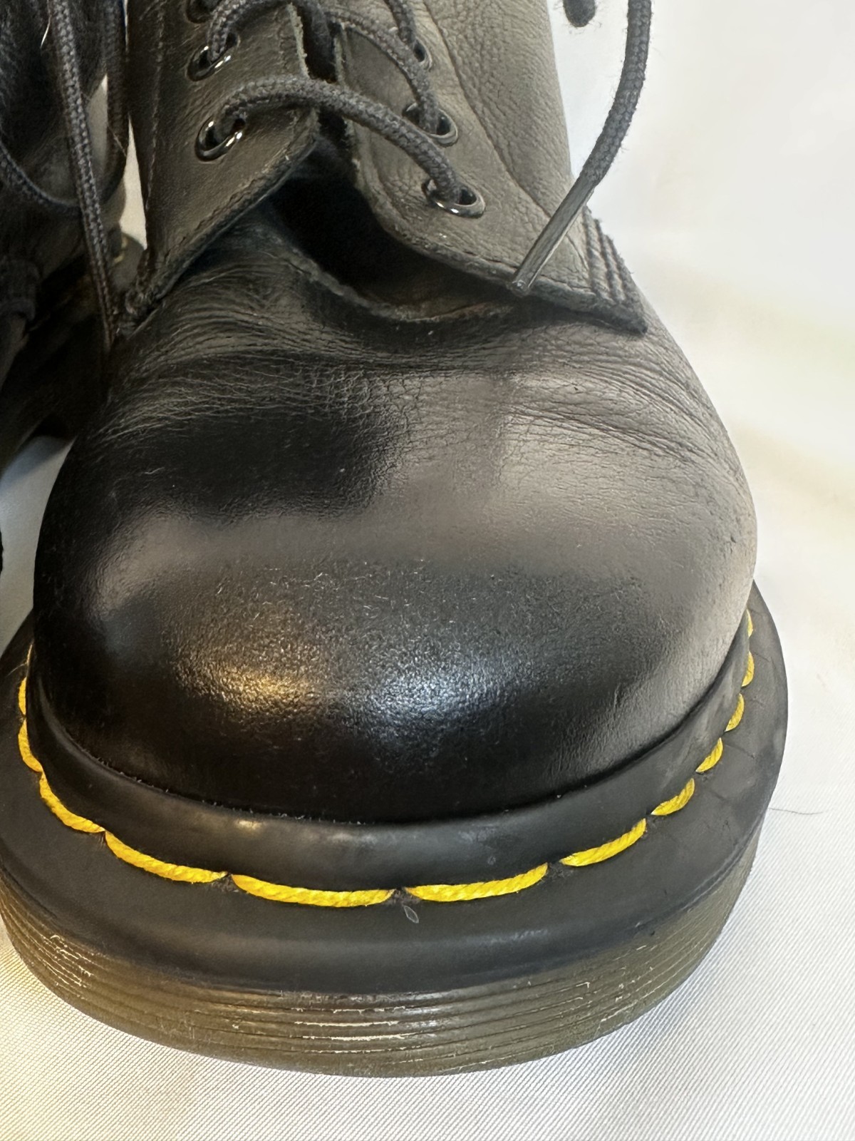 Dr. Martens Pascal 1460 Virginia Leather Boots for Women, Size US 7 – Black -…