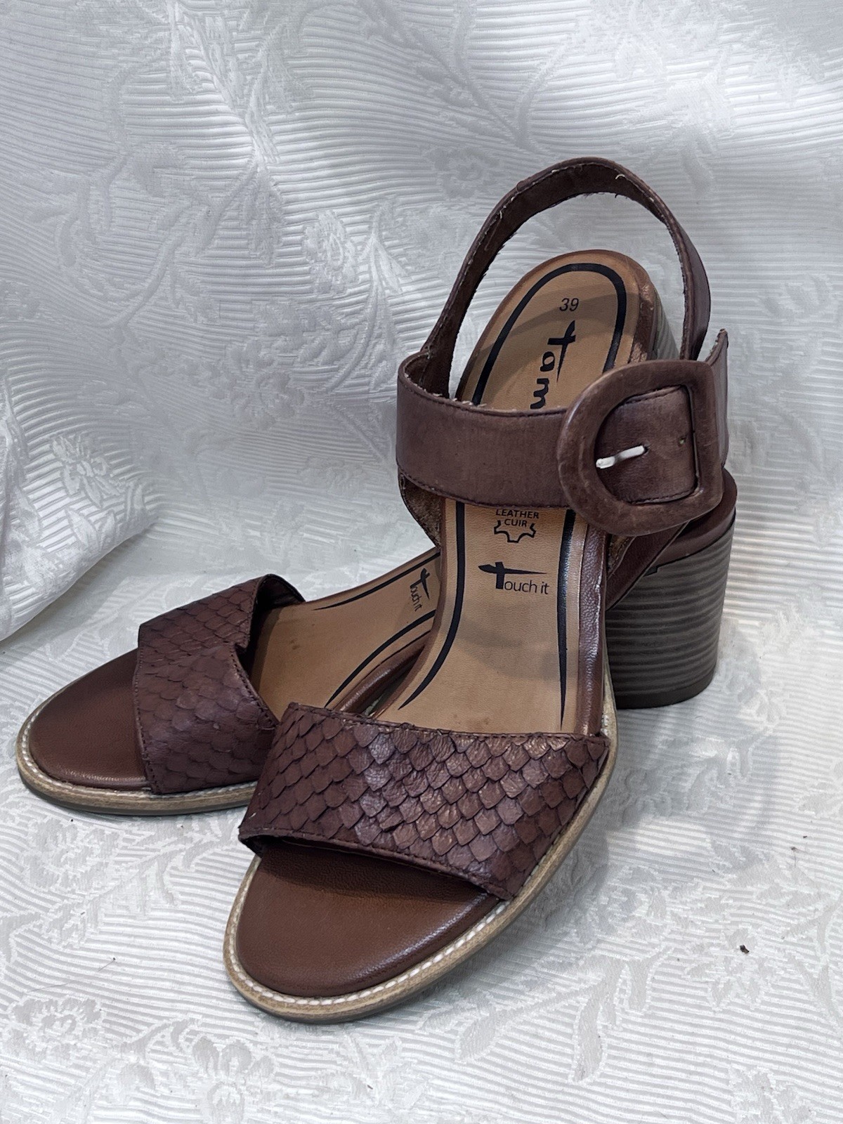 Tamari’s Danni Block Heel 3” Sandals Size 8.5 Straps Buckle Brown Leather German