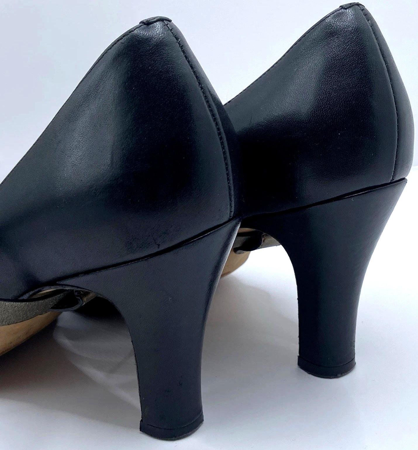 Anyi Lu Italy Black Leather Pointed Toe Ankle Strap Pumps Heels EU 38 US 7.5